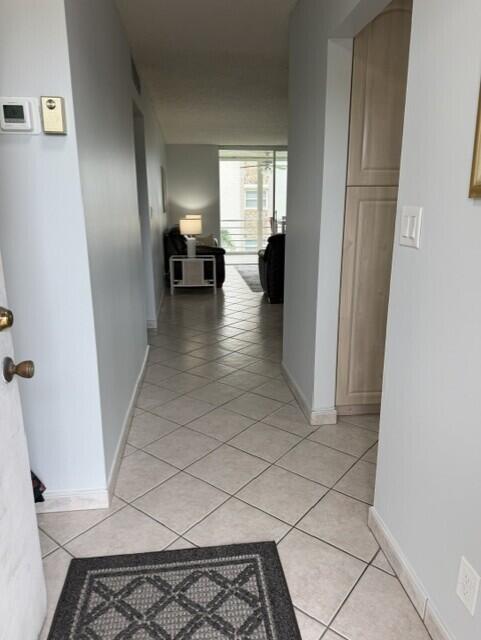 315 SE 11TH #203, Dania Beach FL 33004