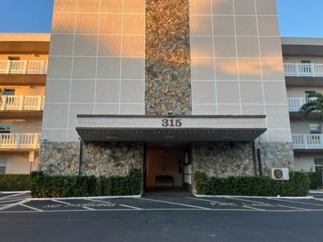 315 SE 11TH #203, Dania Beach FL 33004