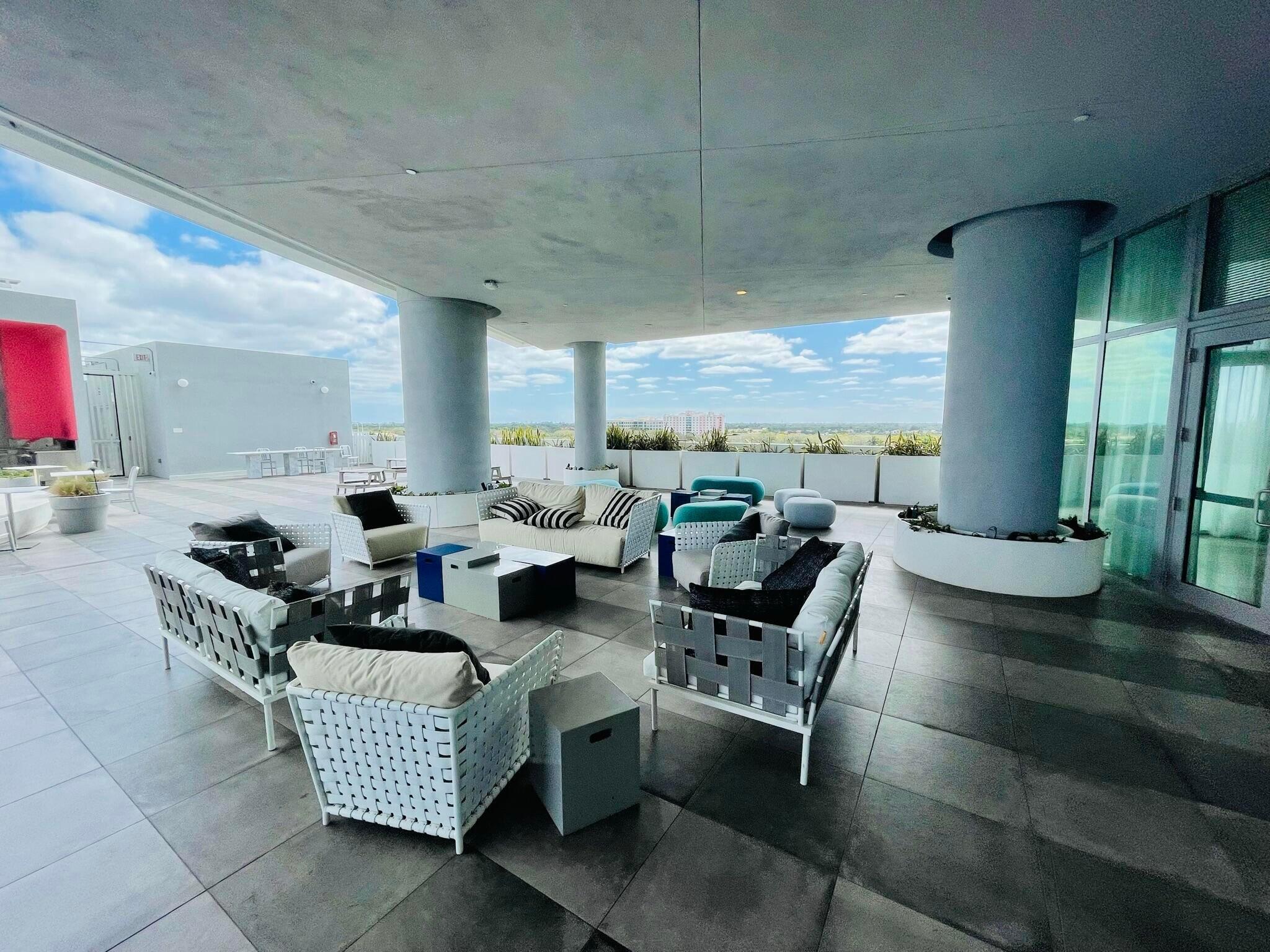 2000 METROPICA #2607, Sunrise FL 33323