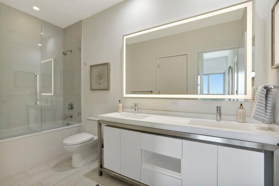 2000 METROPICA #2607, Sunrise FL 33323