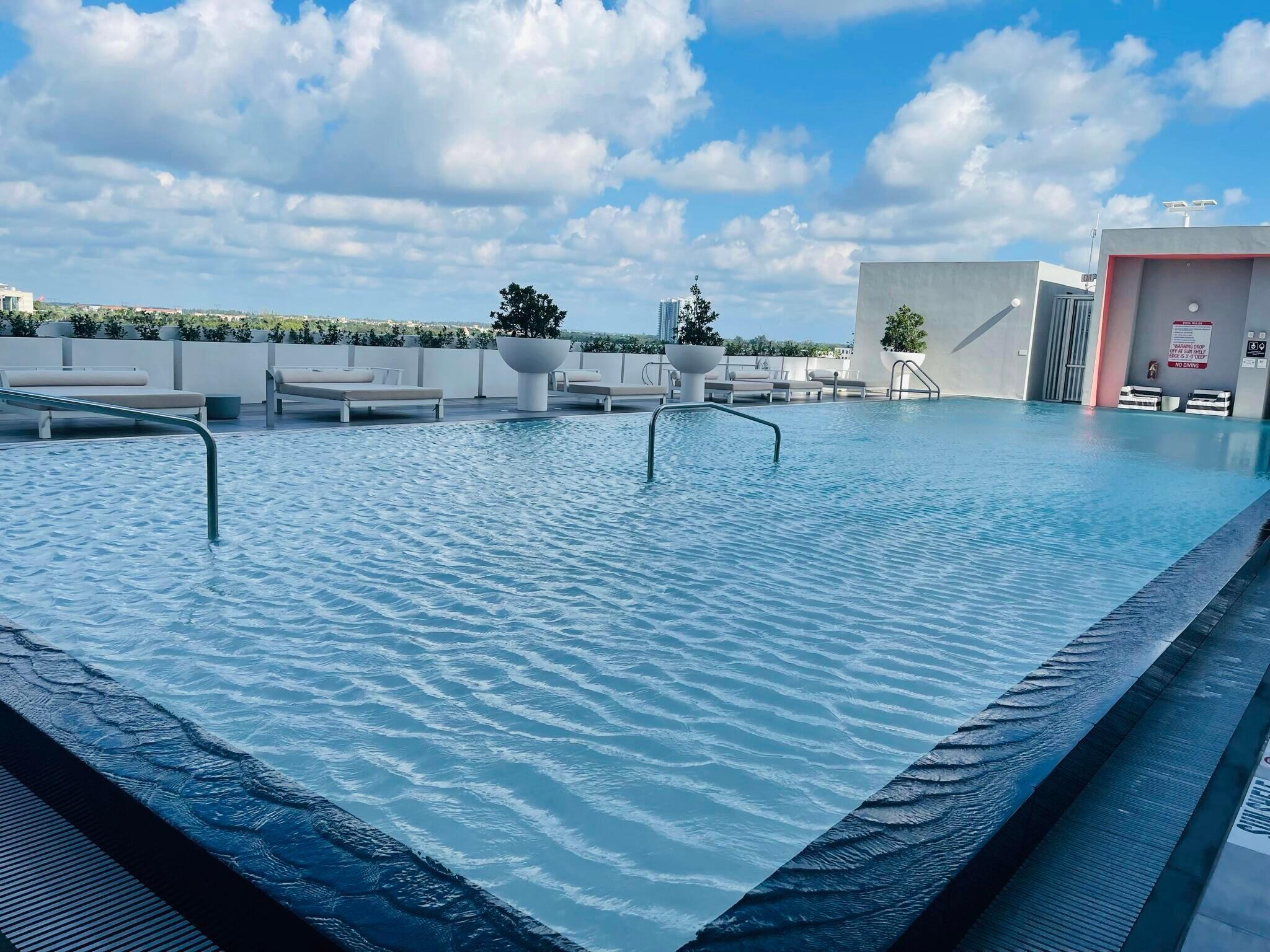 2000 METROPICA #2607, Sunrise FL 33323