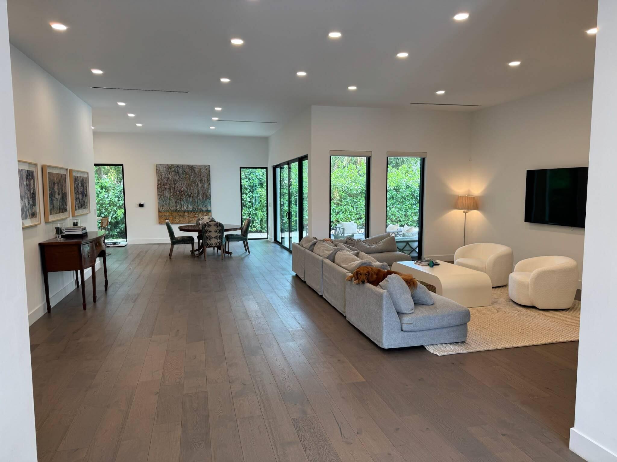 120 Summa, West Palm Beach FL 33405