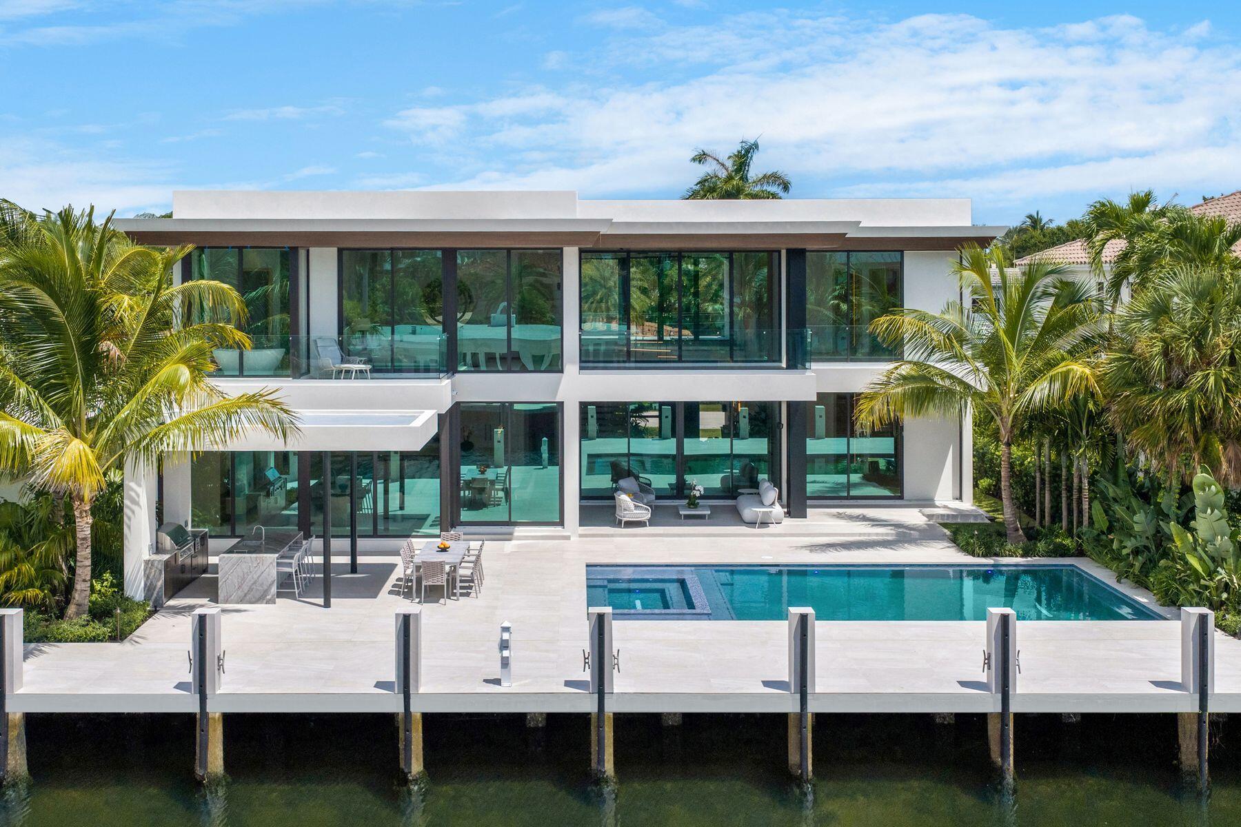 2400 Barcelona, Fort Lauderdale FL 33301