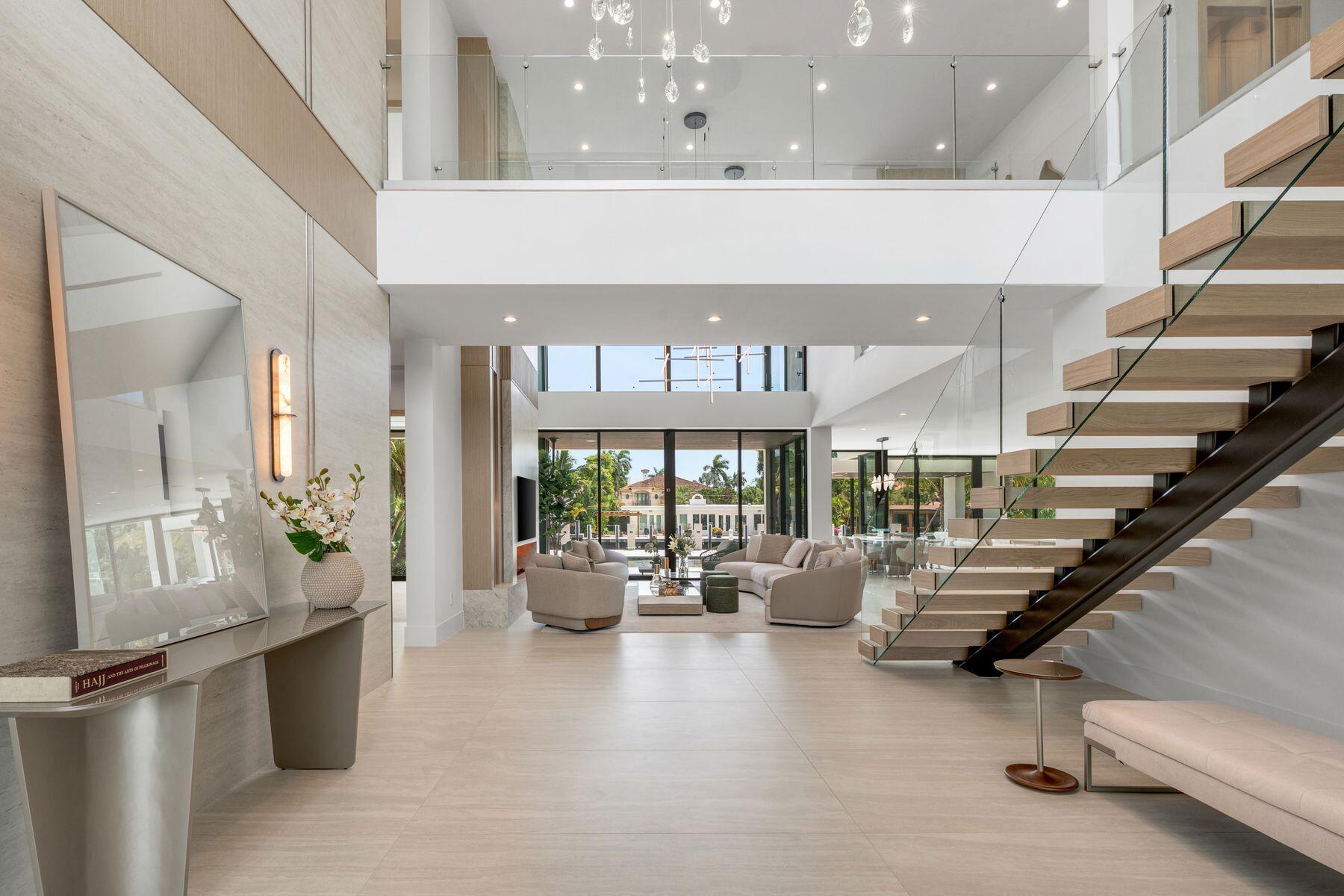2400 Barcelona, Fort Lauderdale FL 33301
