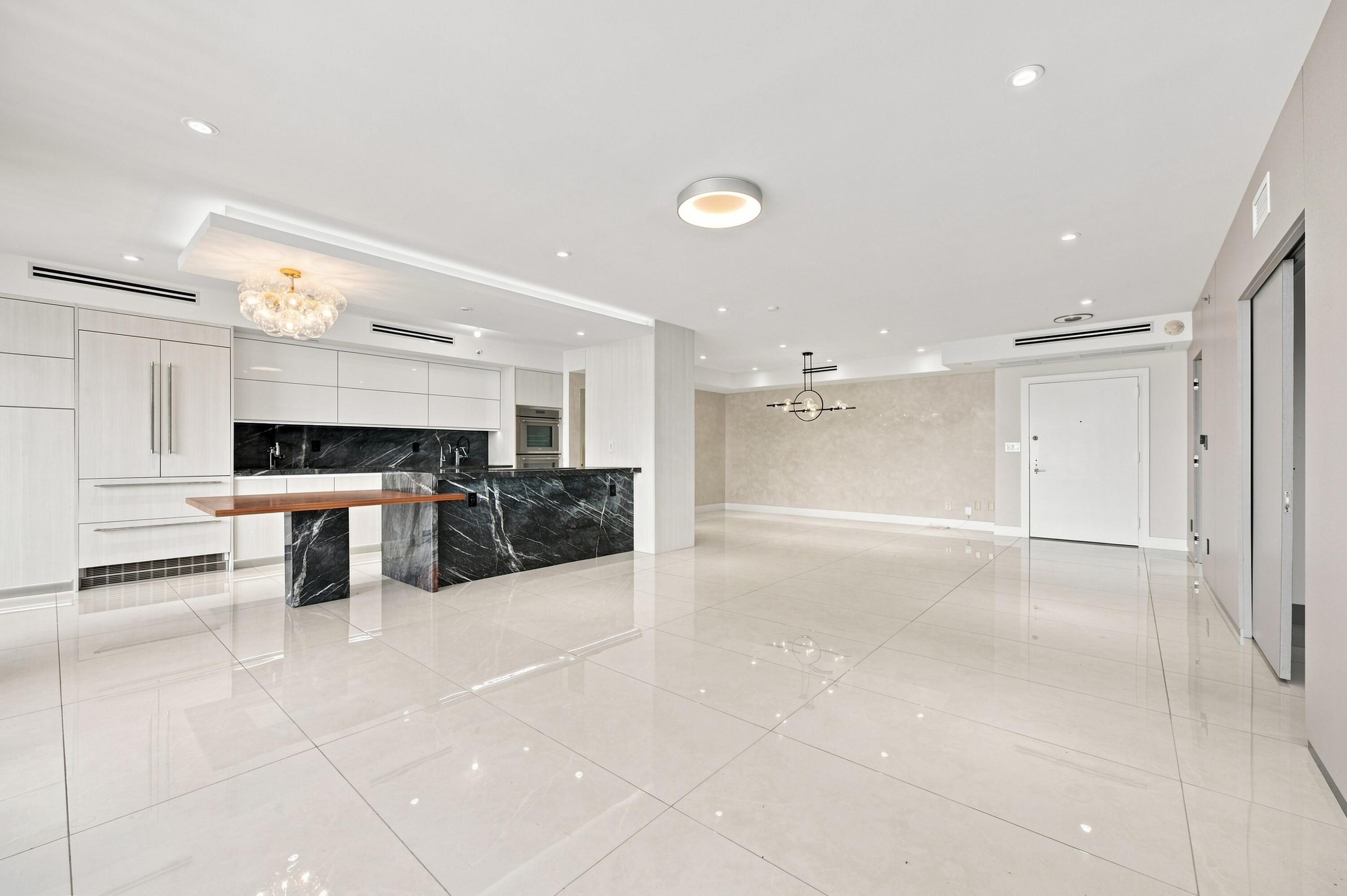 2000 Island #2905, Aventura FL 33160
