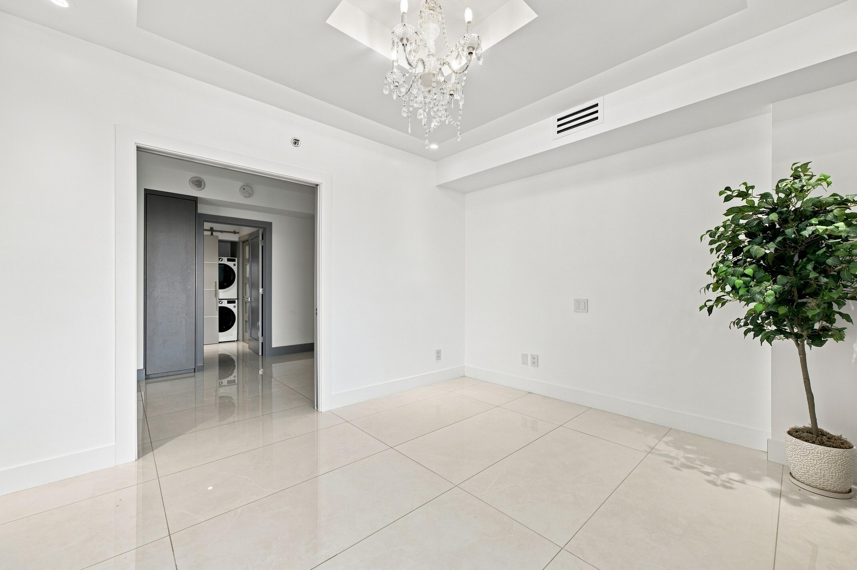 2000 Island #2905, Aventura FL 33160