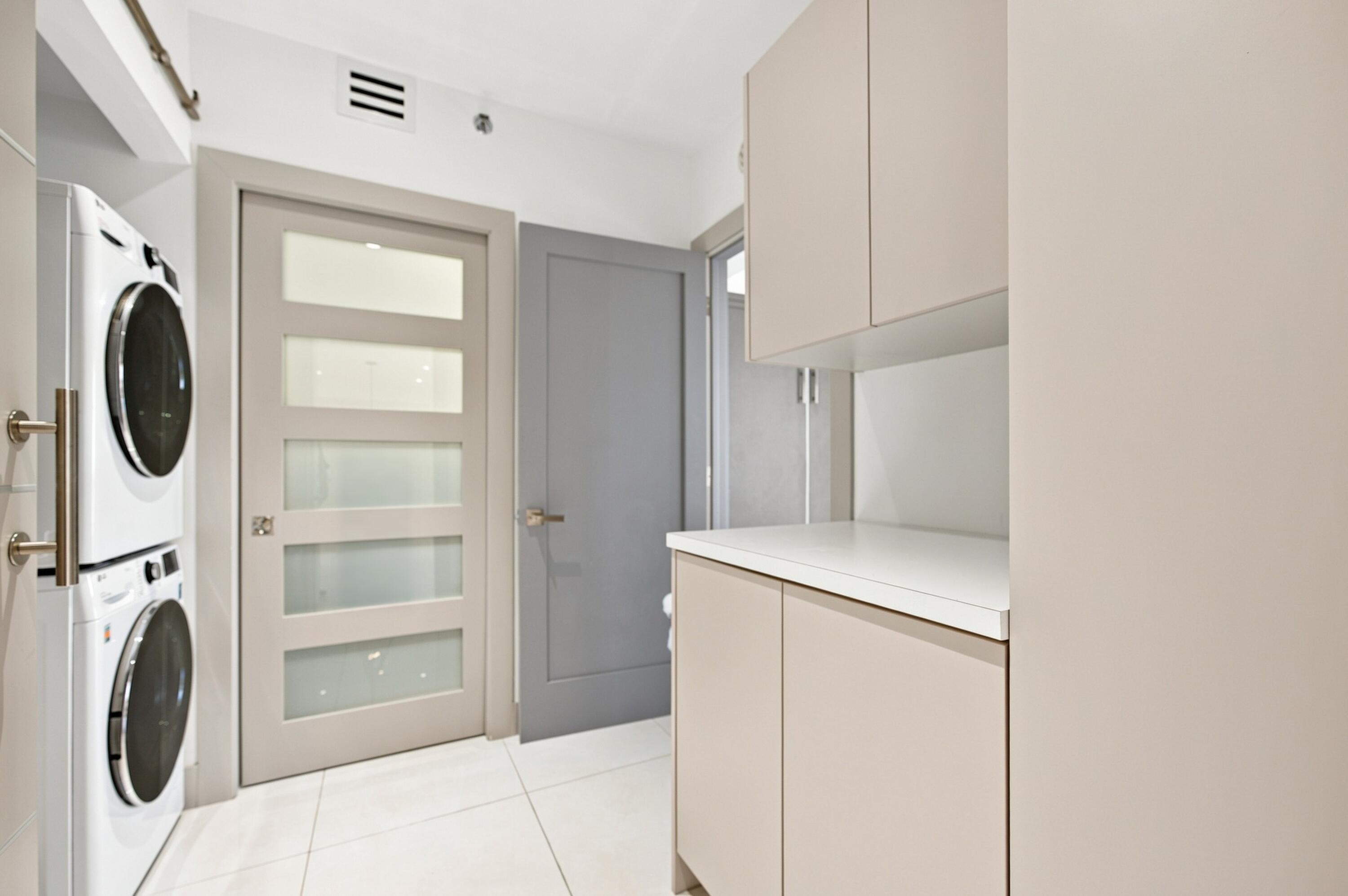 2000 Island #2905, Aventura FL 33160