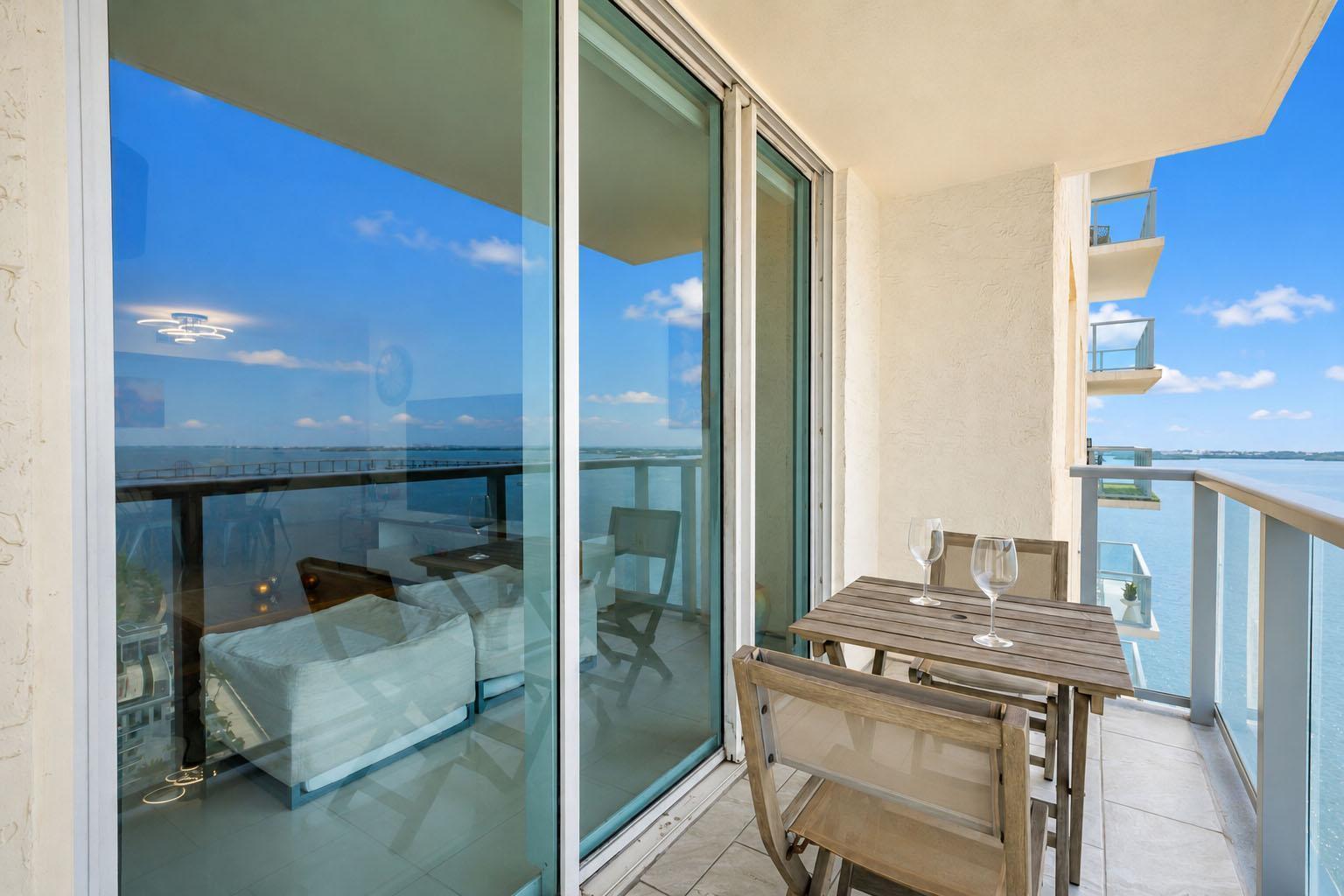 1155 BRICKELL BAY #2509, Miami FL 33131