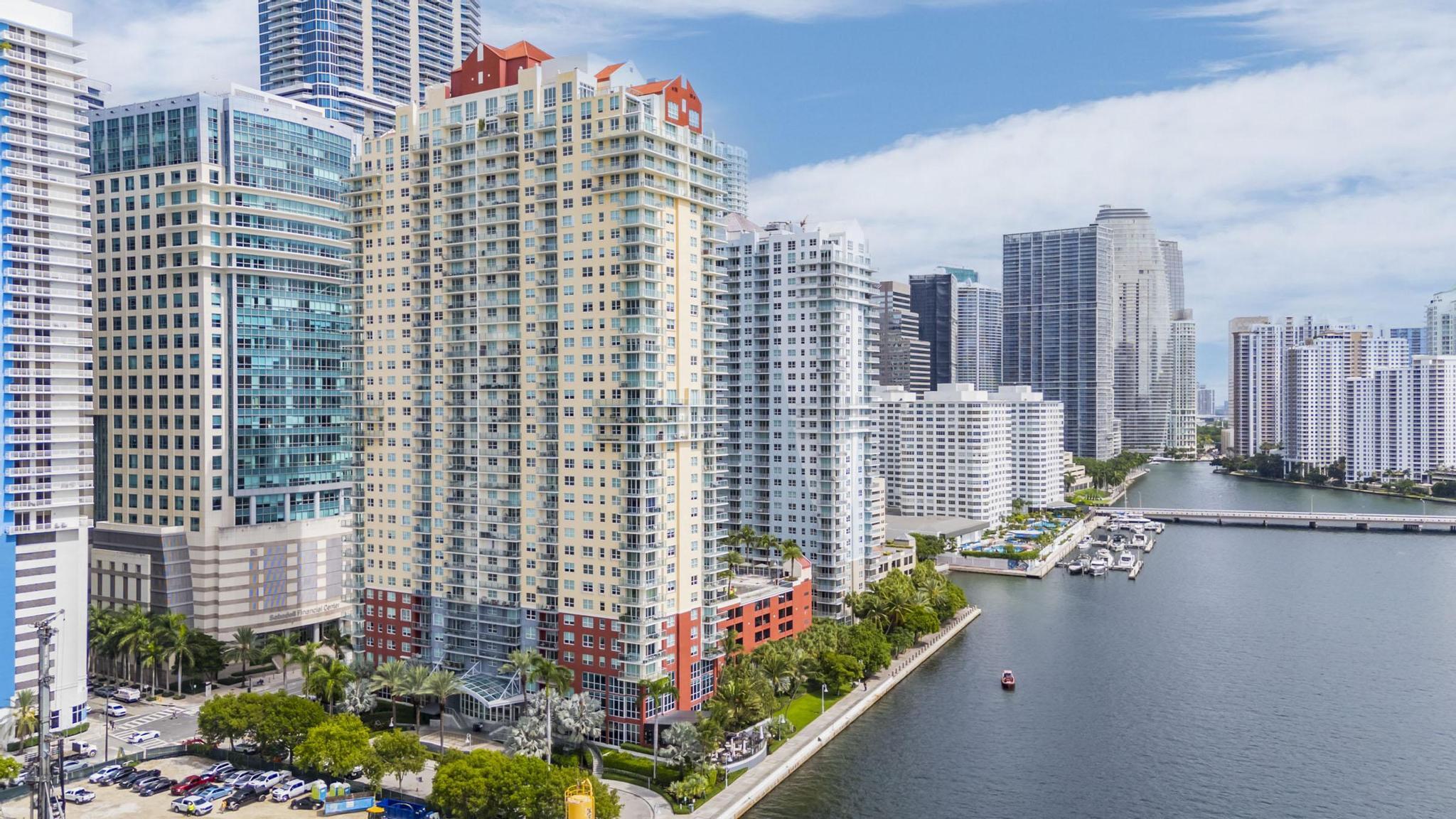 1155 BRICKELL BAY #2509, Miami FL 33131
