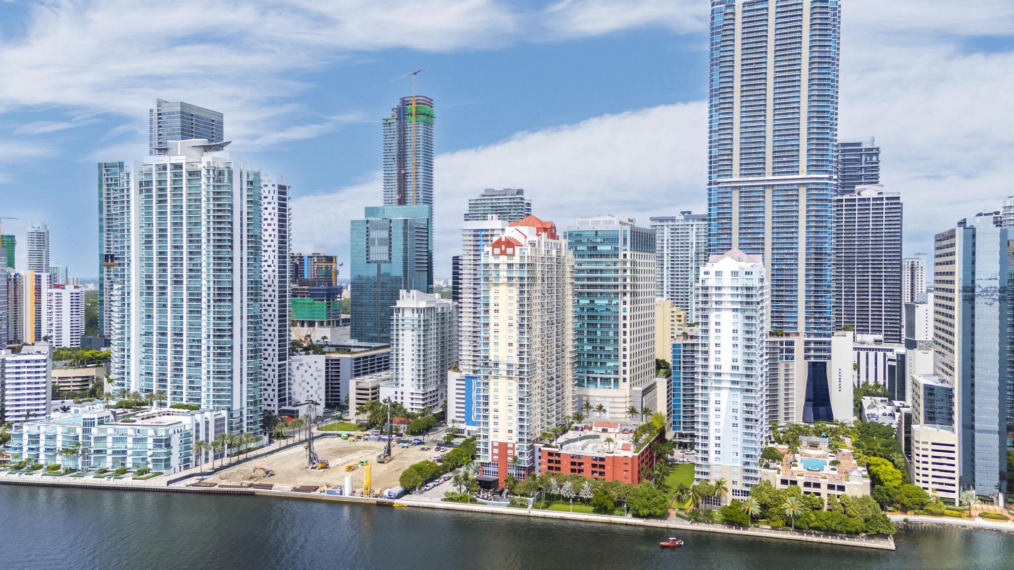 1155 BRICKELL BAY #2509, Miami FL 33131