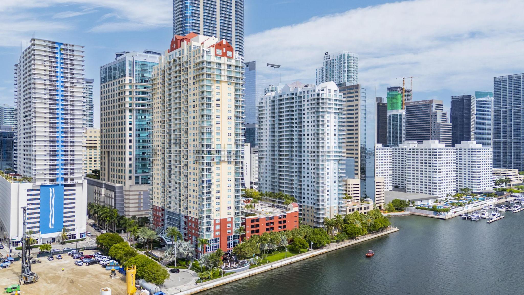 1155 BRICKELL BAY #2509, Miami FL 33131