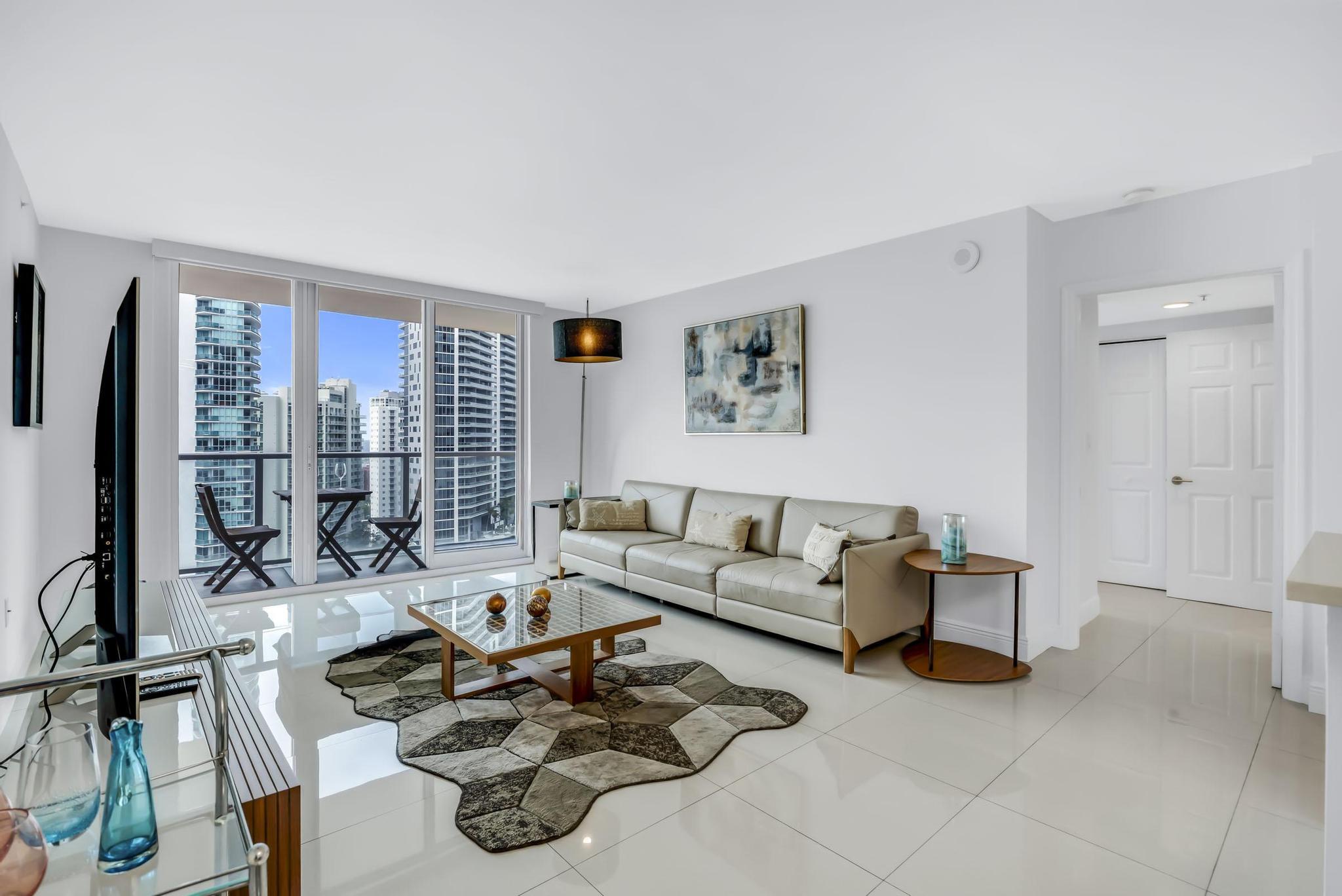1155 BRICKELL BAY #2509, Miami FL 33131