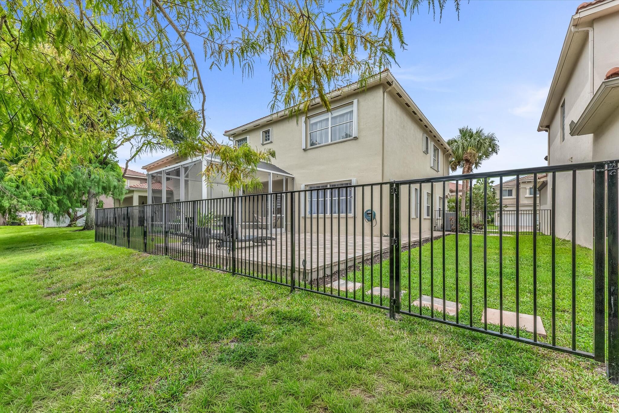 1070 Grove Park, Boynton Beach FL 33436