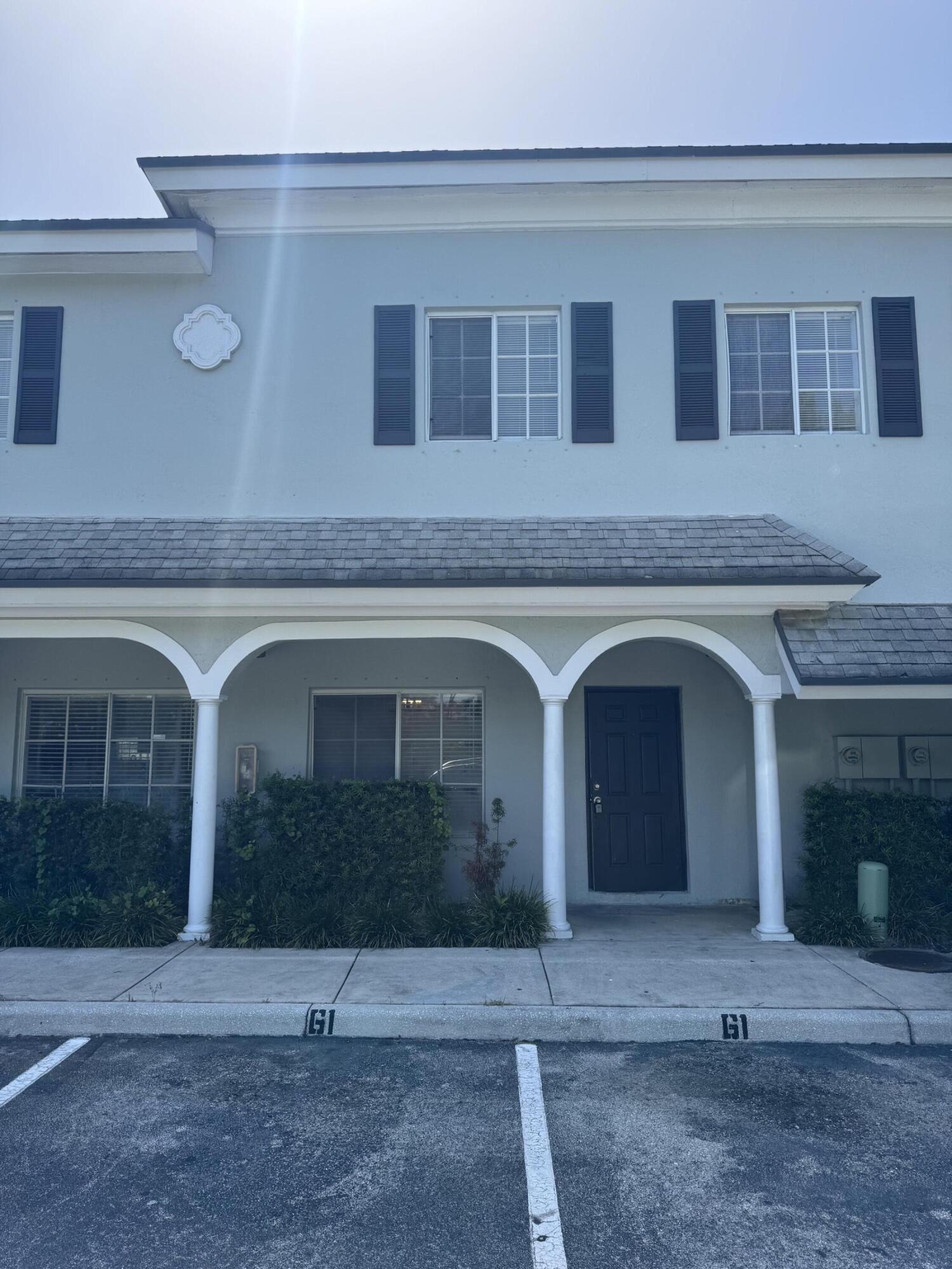 1161 Colonial Palms, West Palm Beach FL 33406