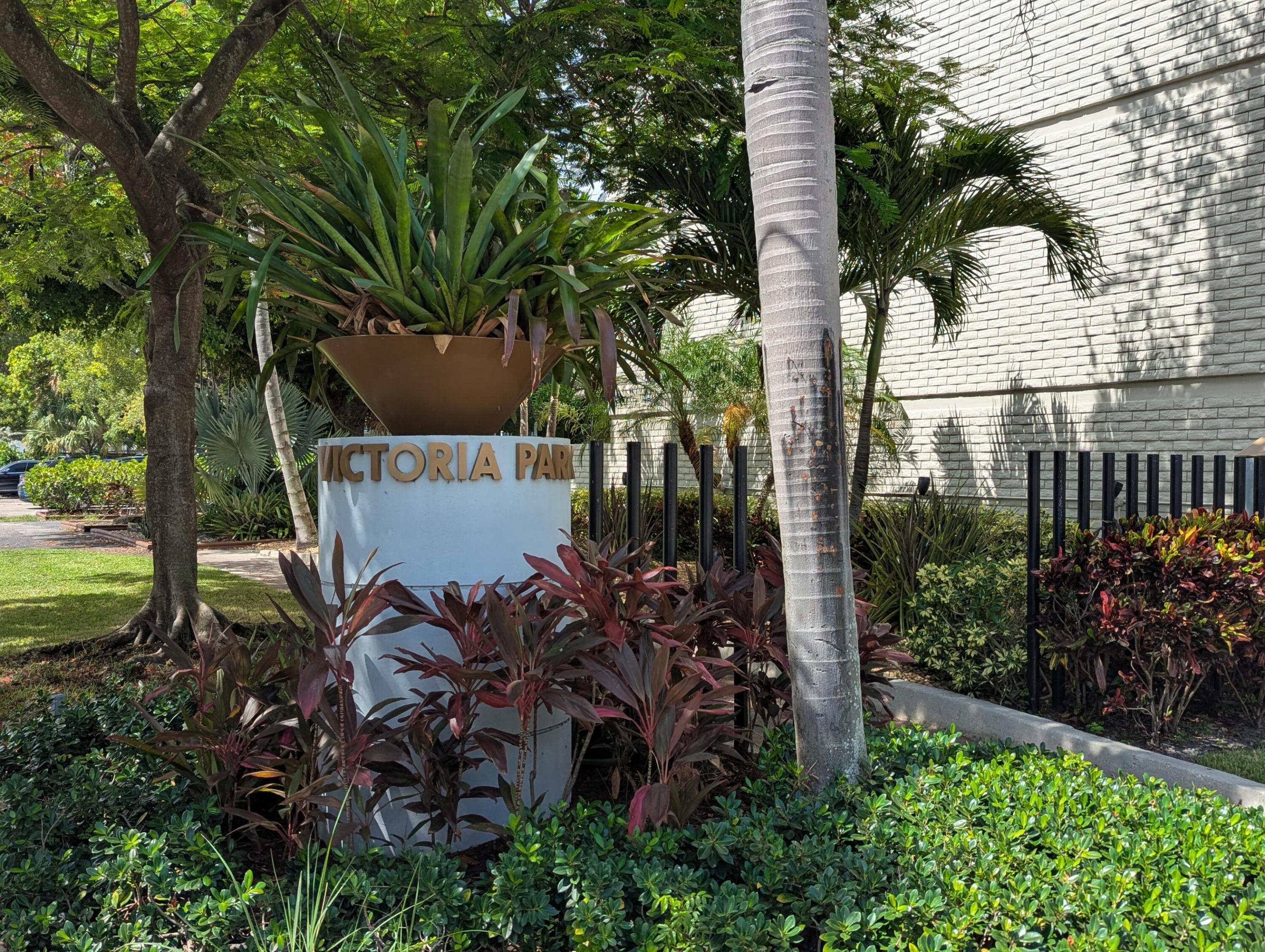 615 NE 10TH #101B, Fort Lauderdale FL 33304