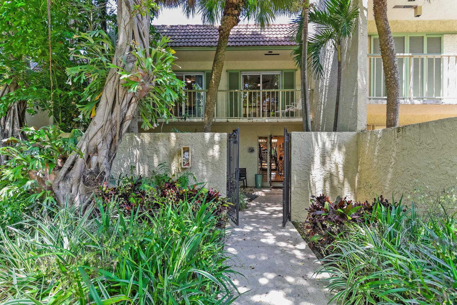 1172 Hillsboro Mile #2-4, Hillsboro Beach FL 33062