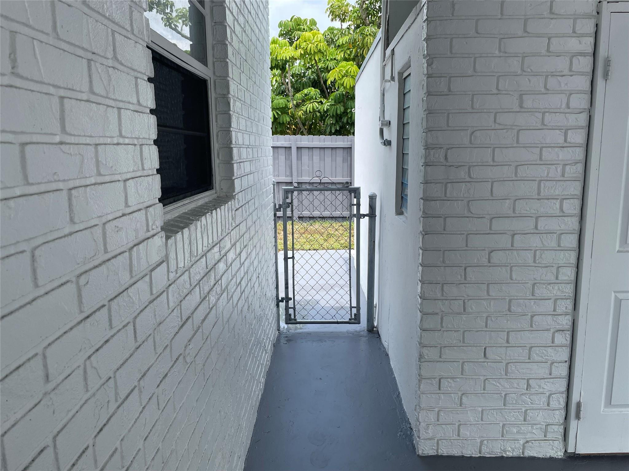 5813 NW 18TH, Margate FL 33063