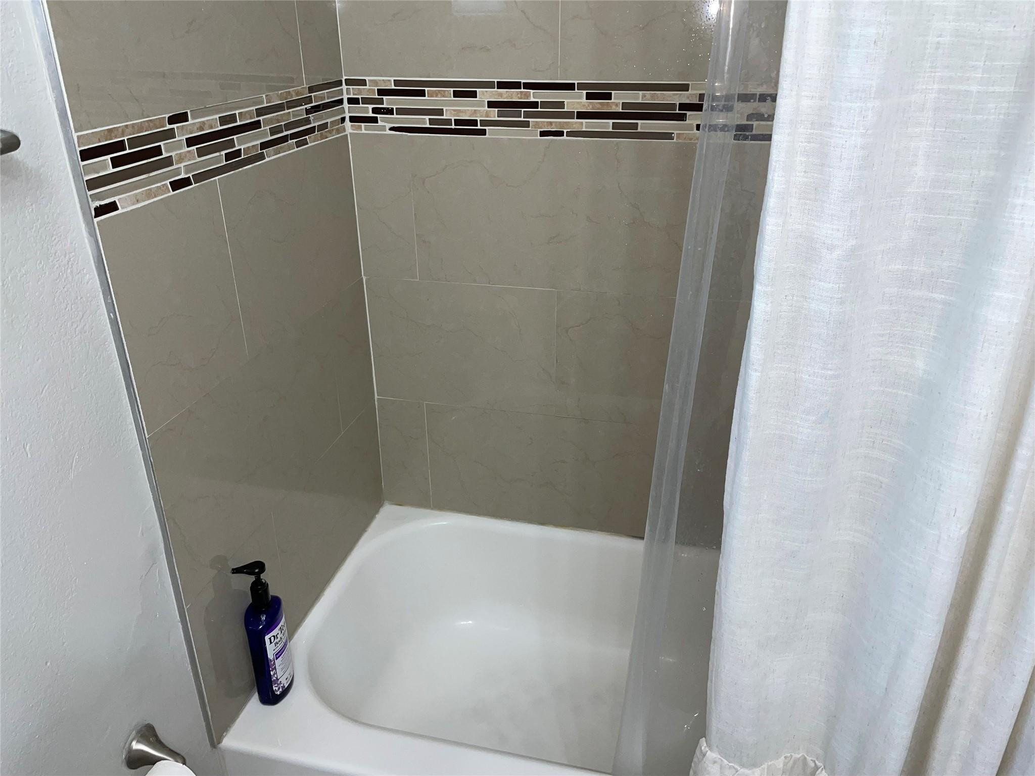 5813 NW 18TH, Margate FL 33063