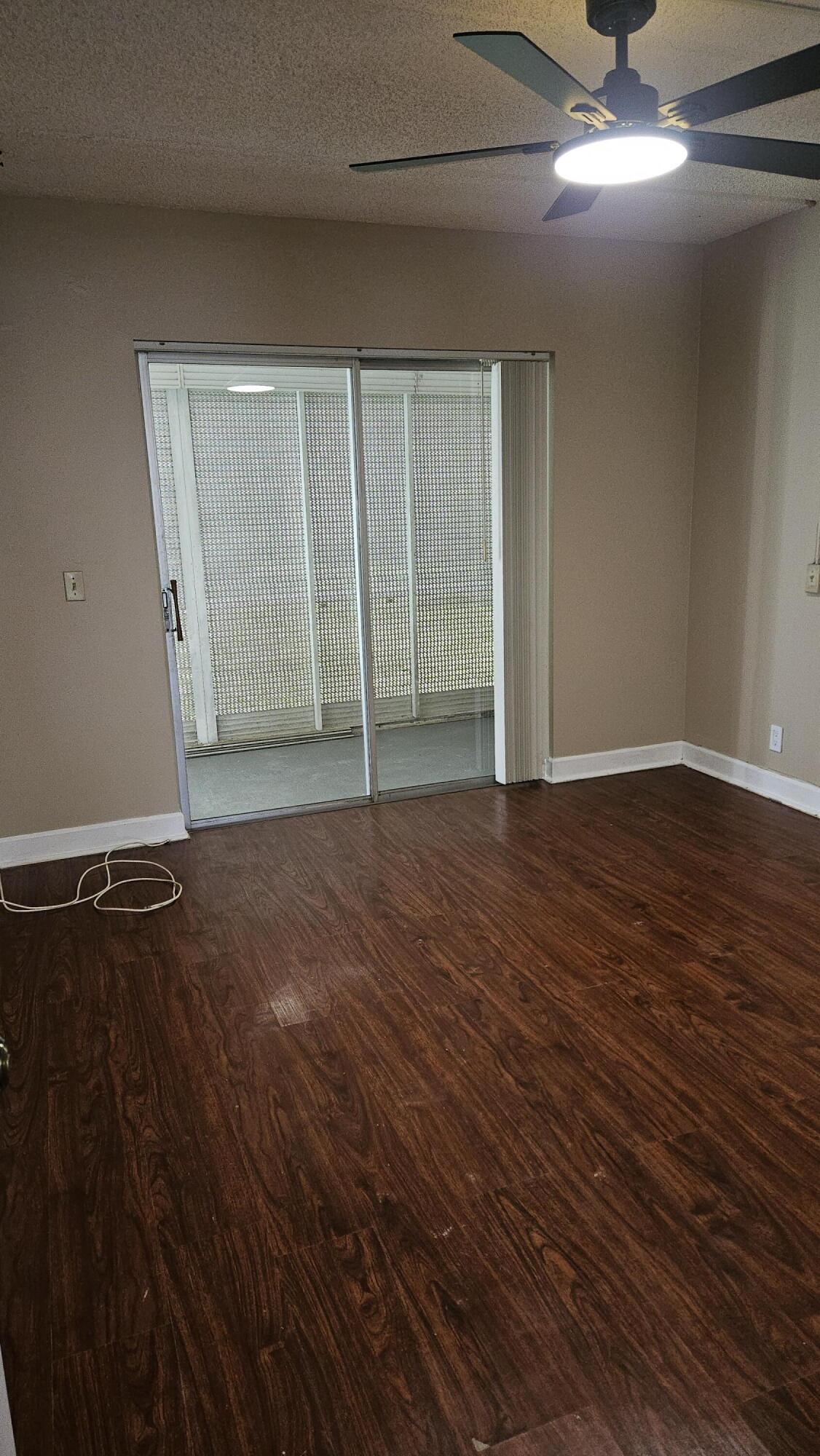 300 VILLAGE GREEN #114, Palm Springs FL 33461