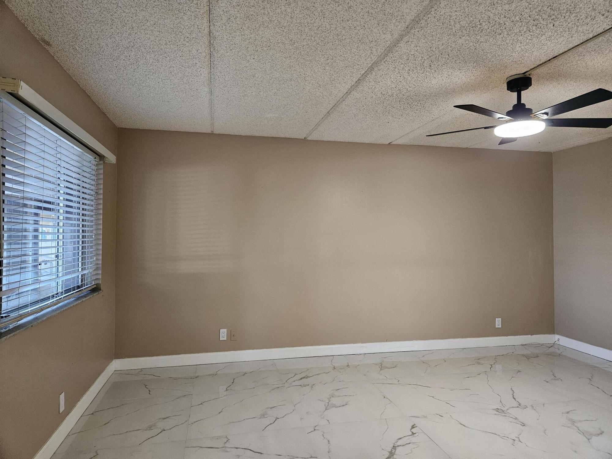 300 VILLAGE GREEN #114, Palm Springs FL 33461