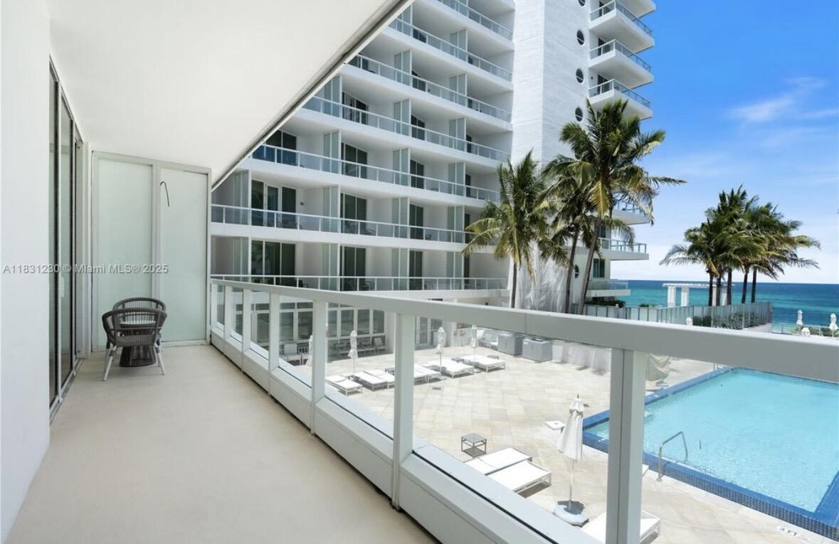 4391 Collins #623, Miami Beach FL 33140