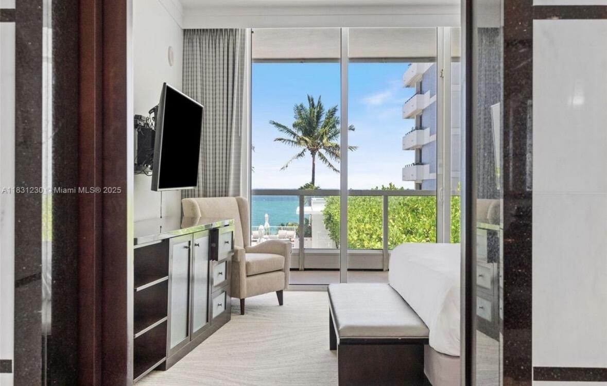 4391 Collins #623, Miami Beach FL 33140