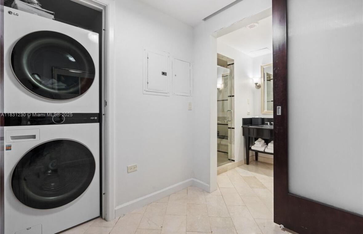 4391 Collins #623, Miami Beach FL 33140