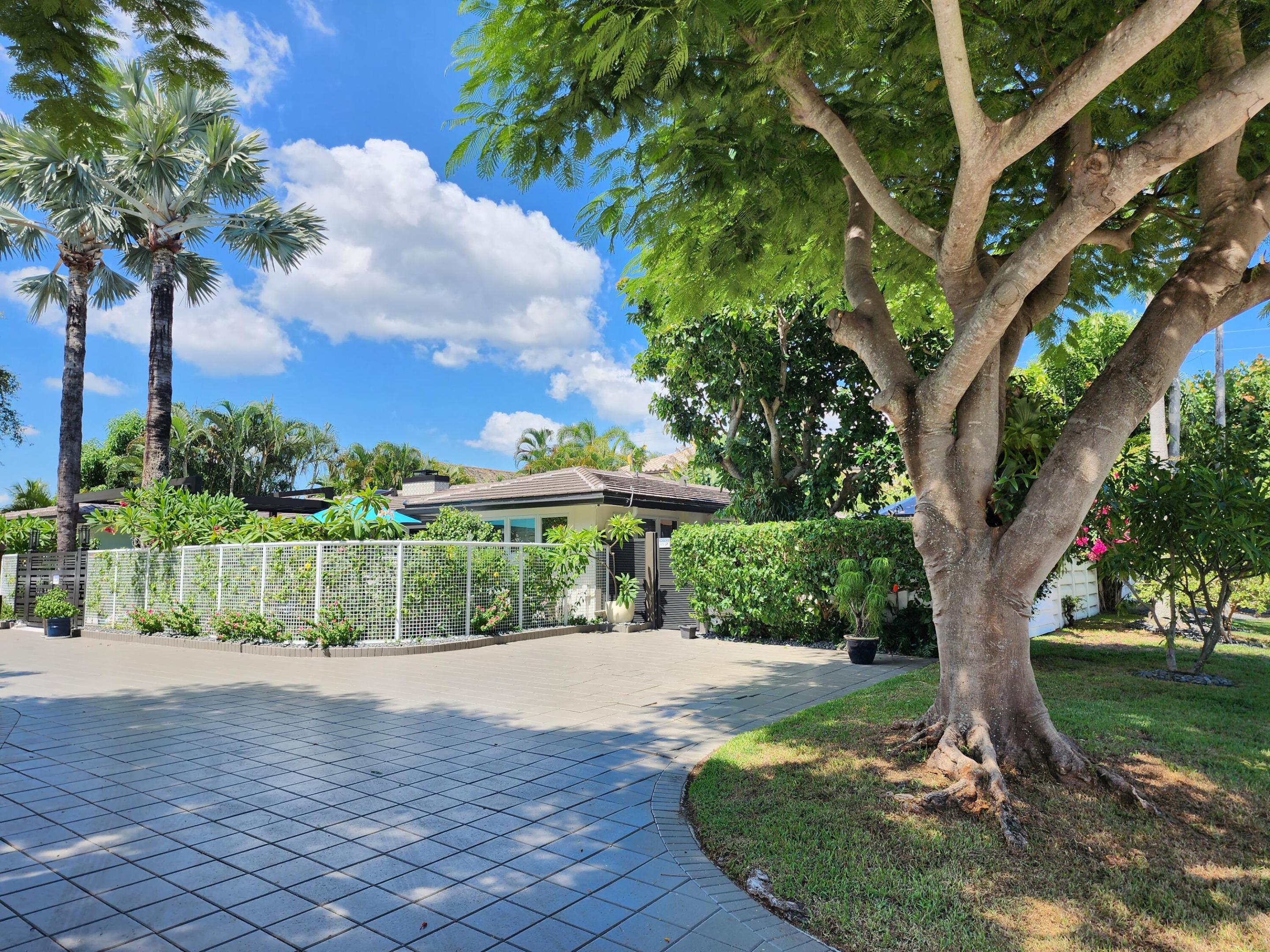 716 Middle River, Fort Lauderdale FL 33304