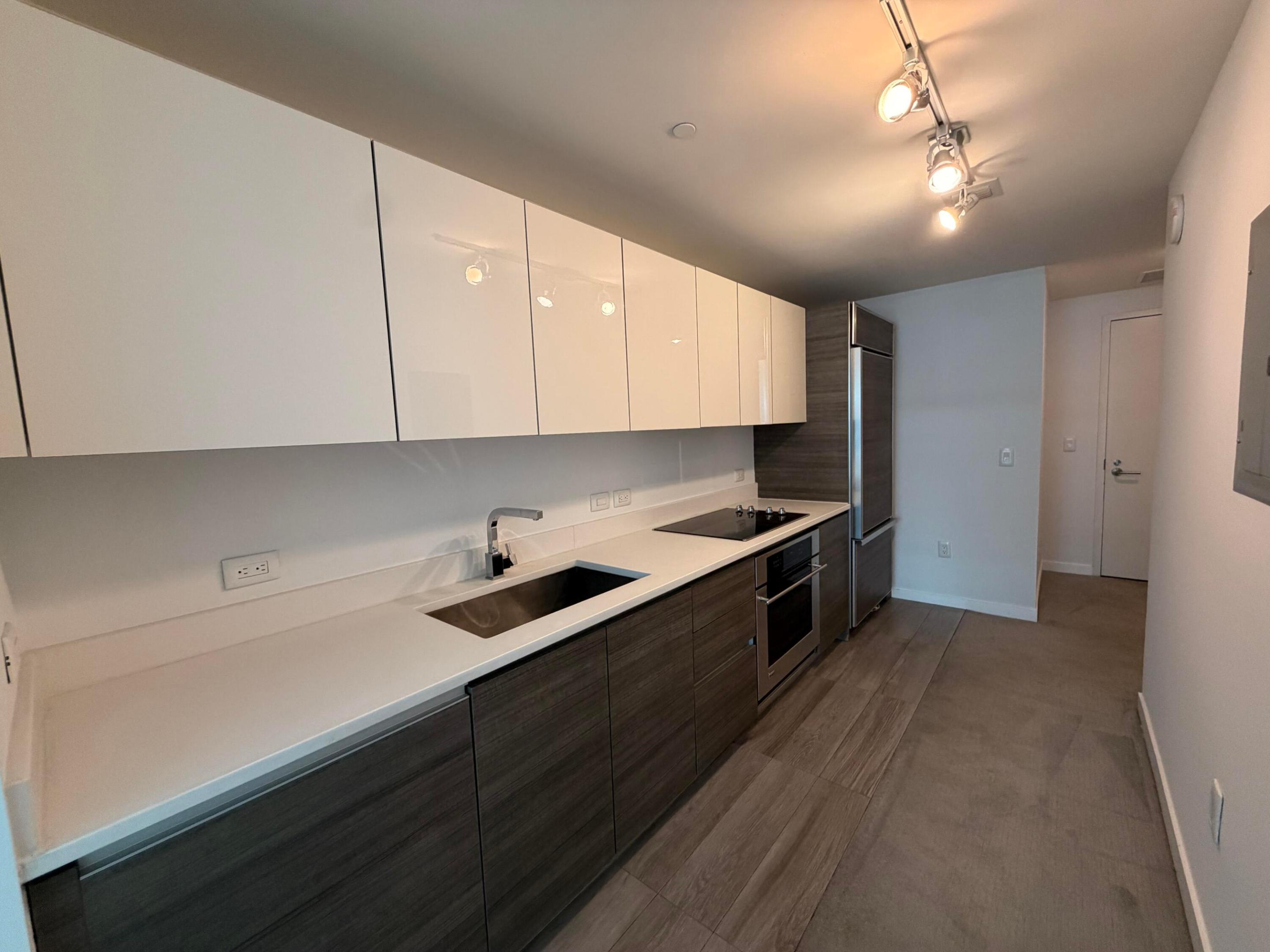 1100 S MIAMI #2106, Miami FL 33130