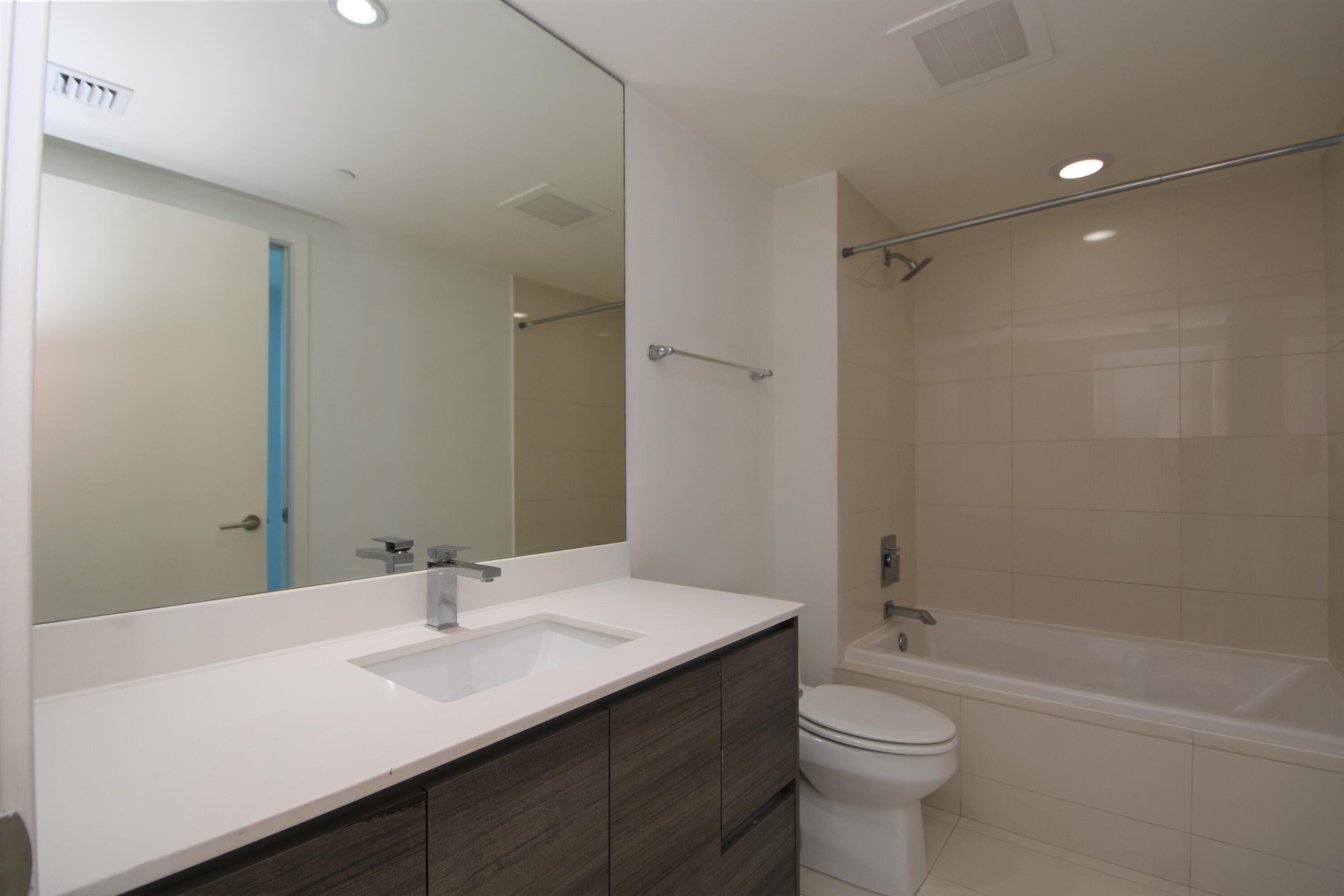 1100 S Miami #2207, Miami FL 33130