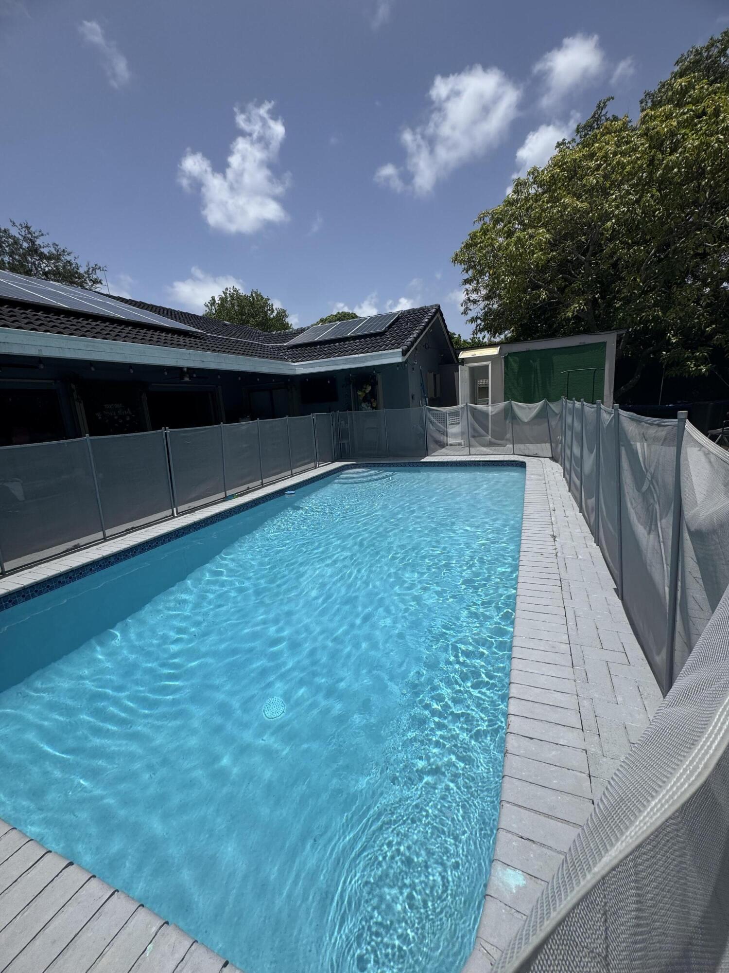 8651 NW 21ST, Coral Springs FL 33071
