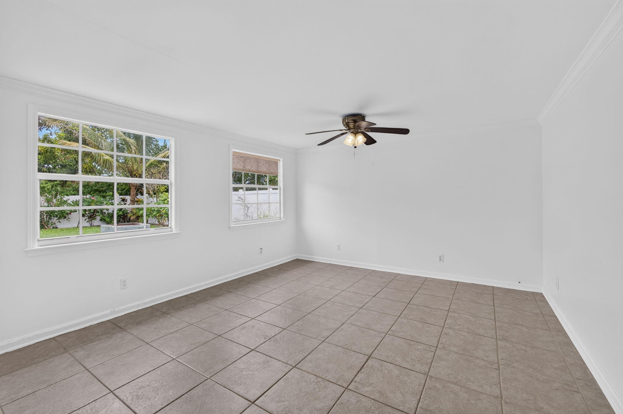 813 Date Palm, Lake Park FL 33403