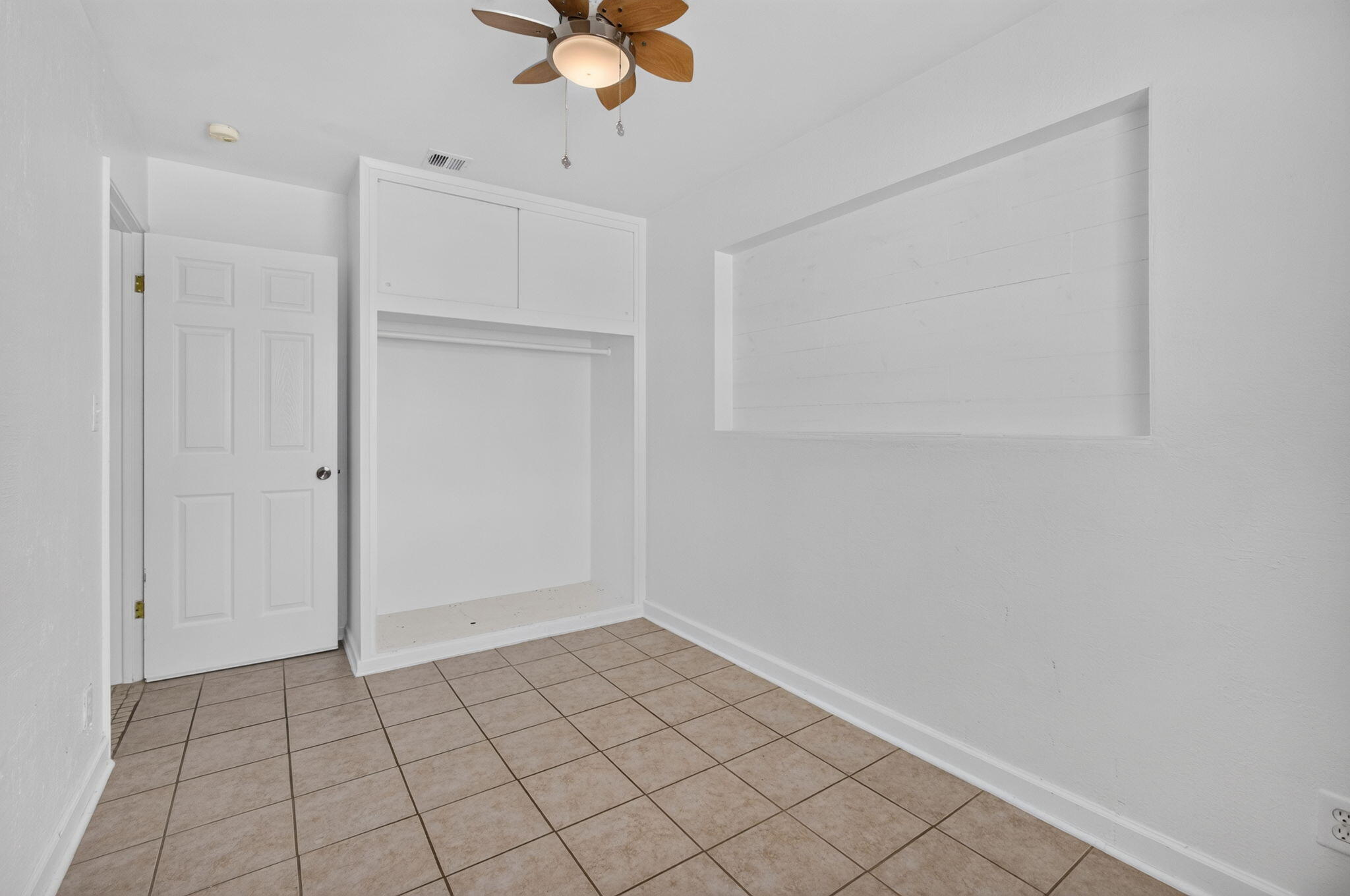 813 Date Palm, Lake Park FL 33403