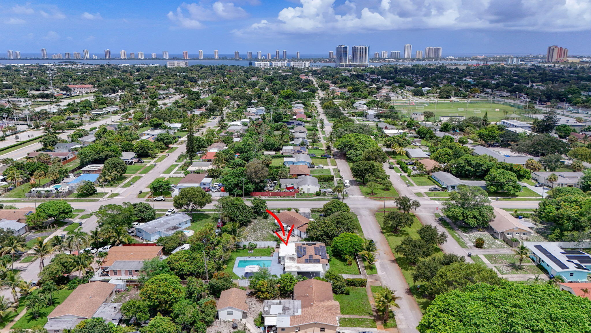 813 Date Palm, Lake Park FL 33403