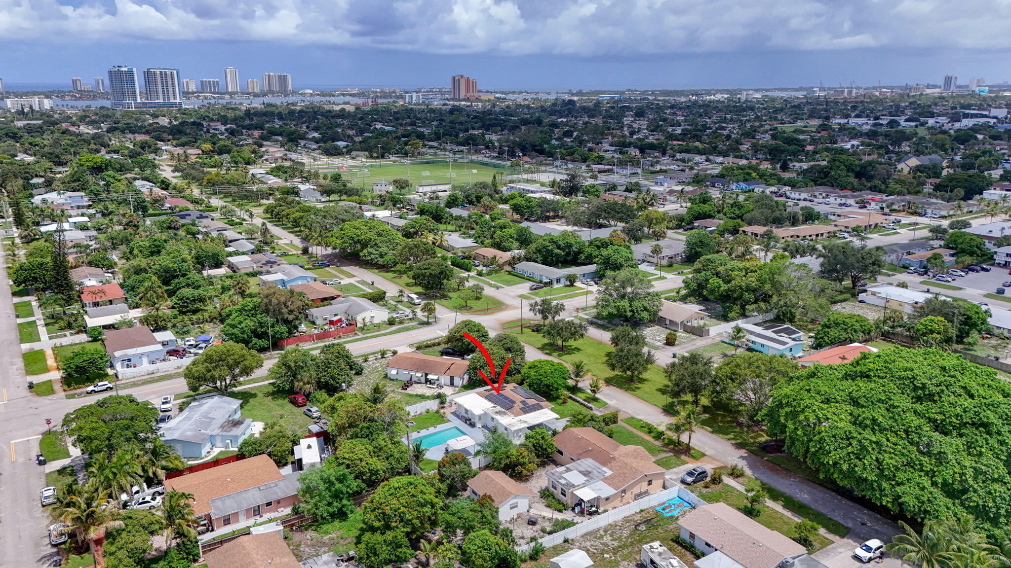 813 Date Palm, Lake Park FL 33403