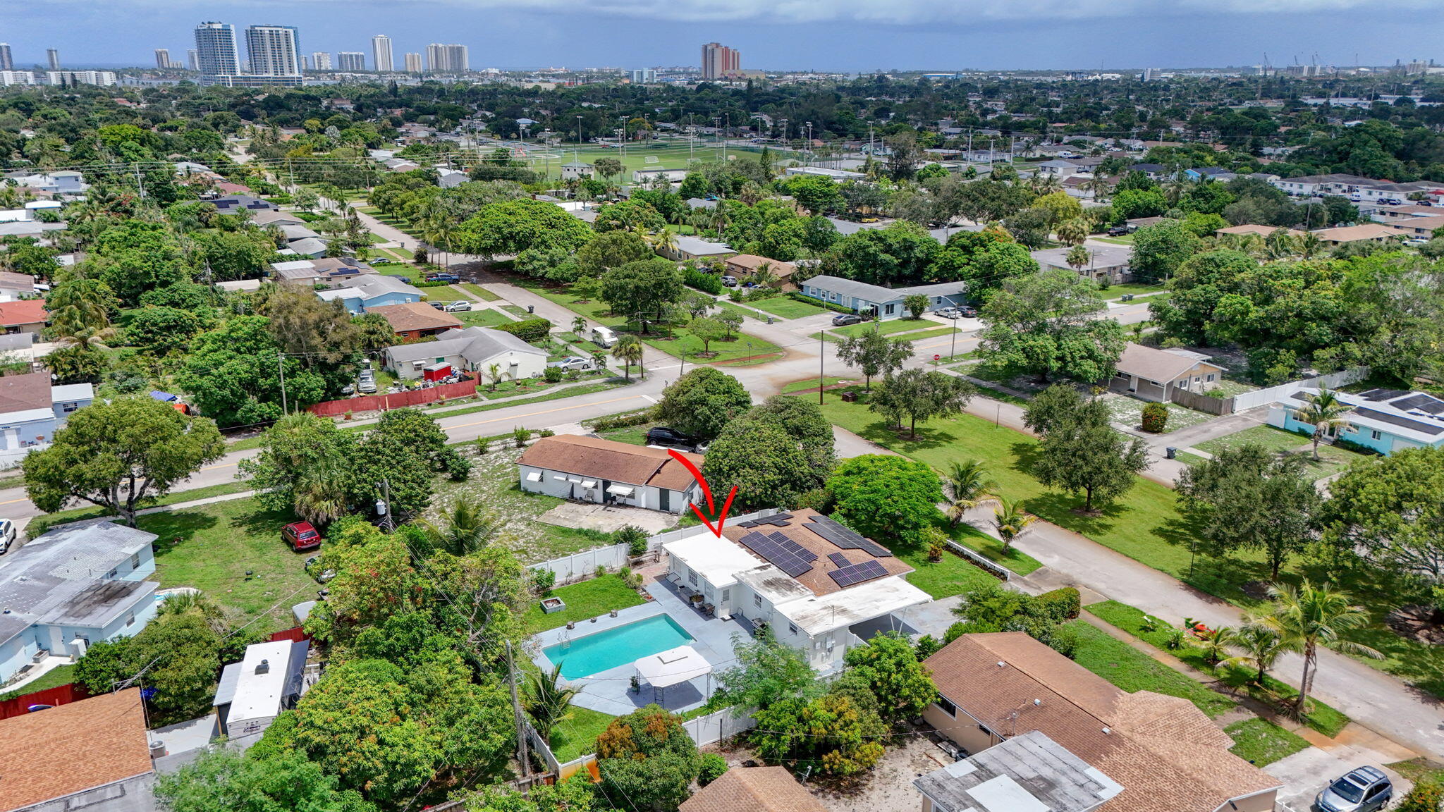 813 Date Palm, Lake Park FL 33403