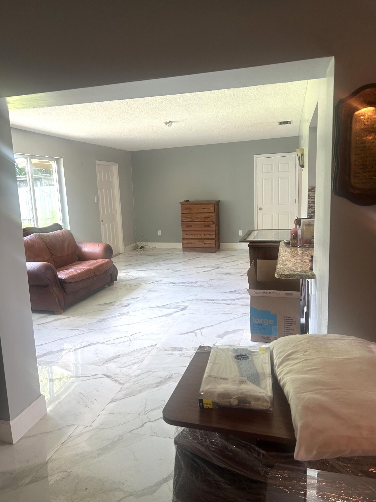 4531 NW 13th, Lauderhill FL 33313