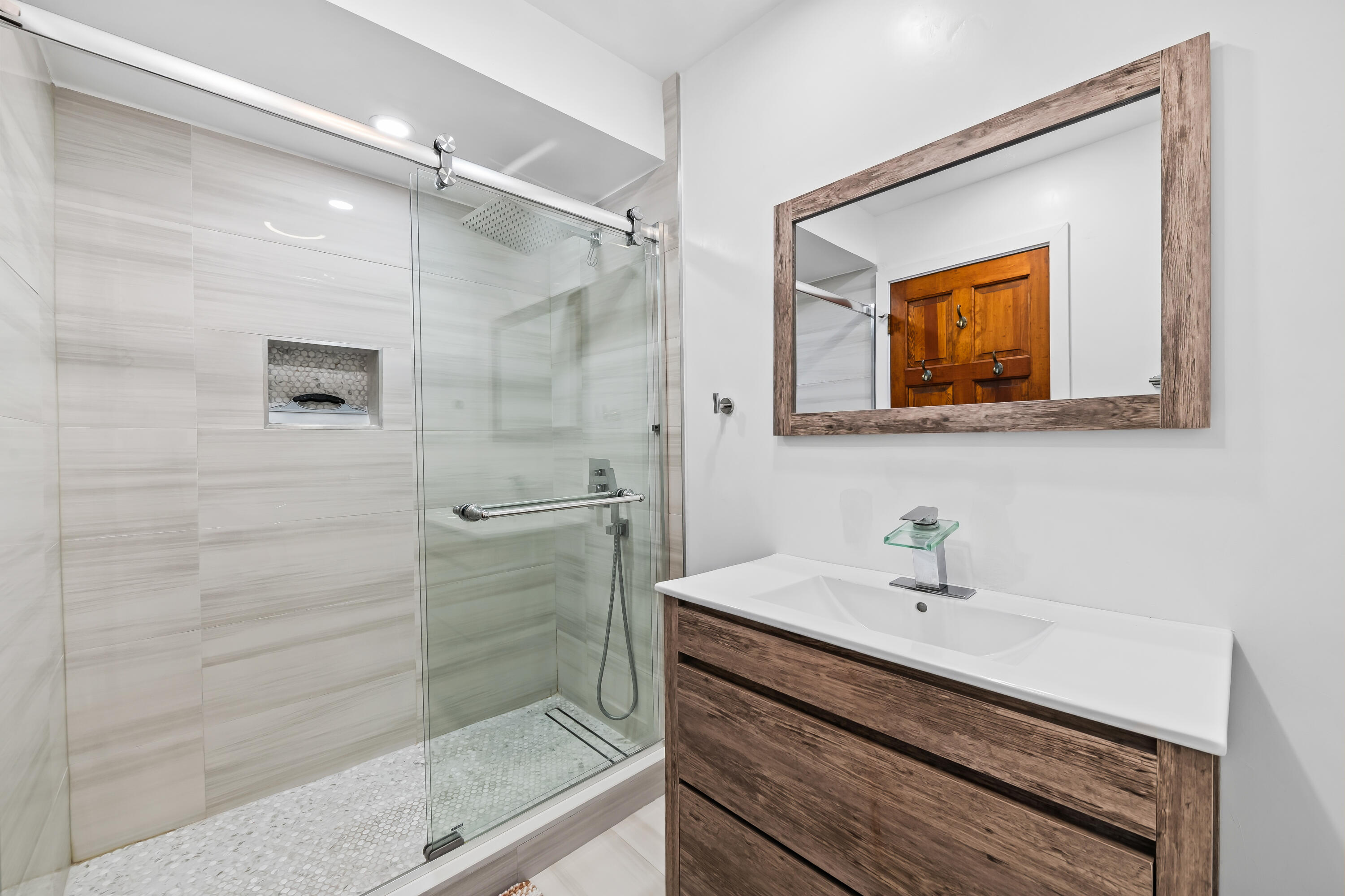 2841 NE 33rd #403, Fort Lauderdale FL 33306