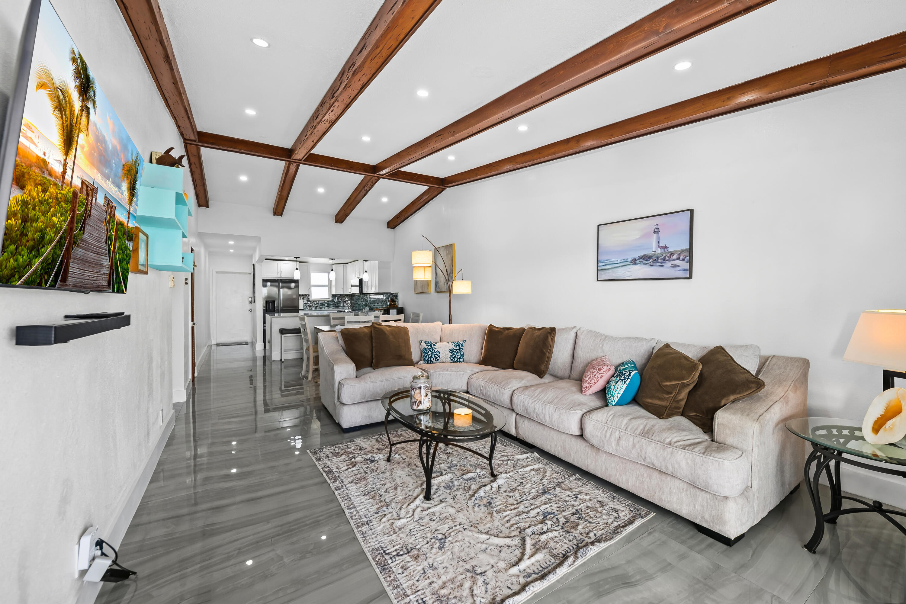 2841 NE 33rd #403, Fort Lauderdale FL 33306