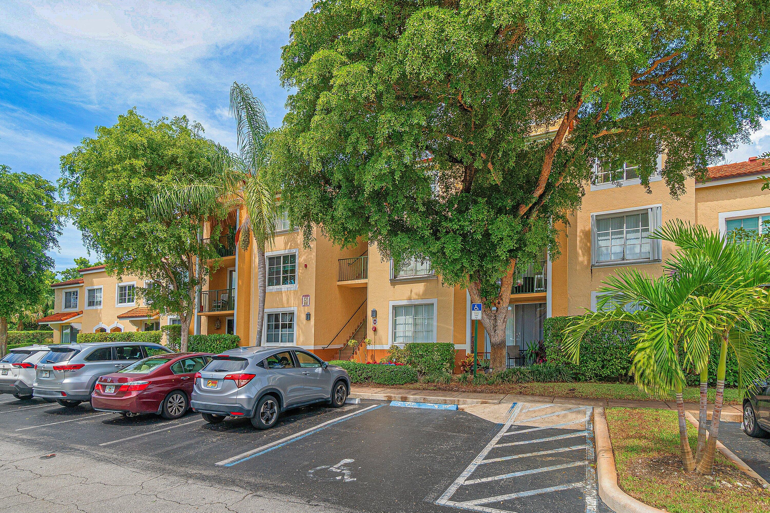 131 Yacht Club #307, Hypoluxo FL 33462