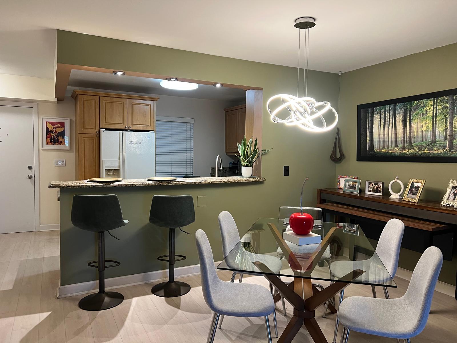 424 SE 10TH #104, Dania Beach FL 33004
