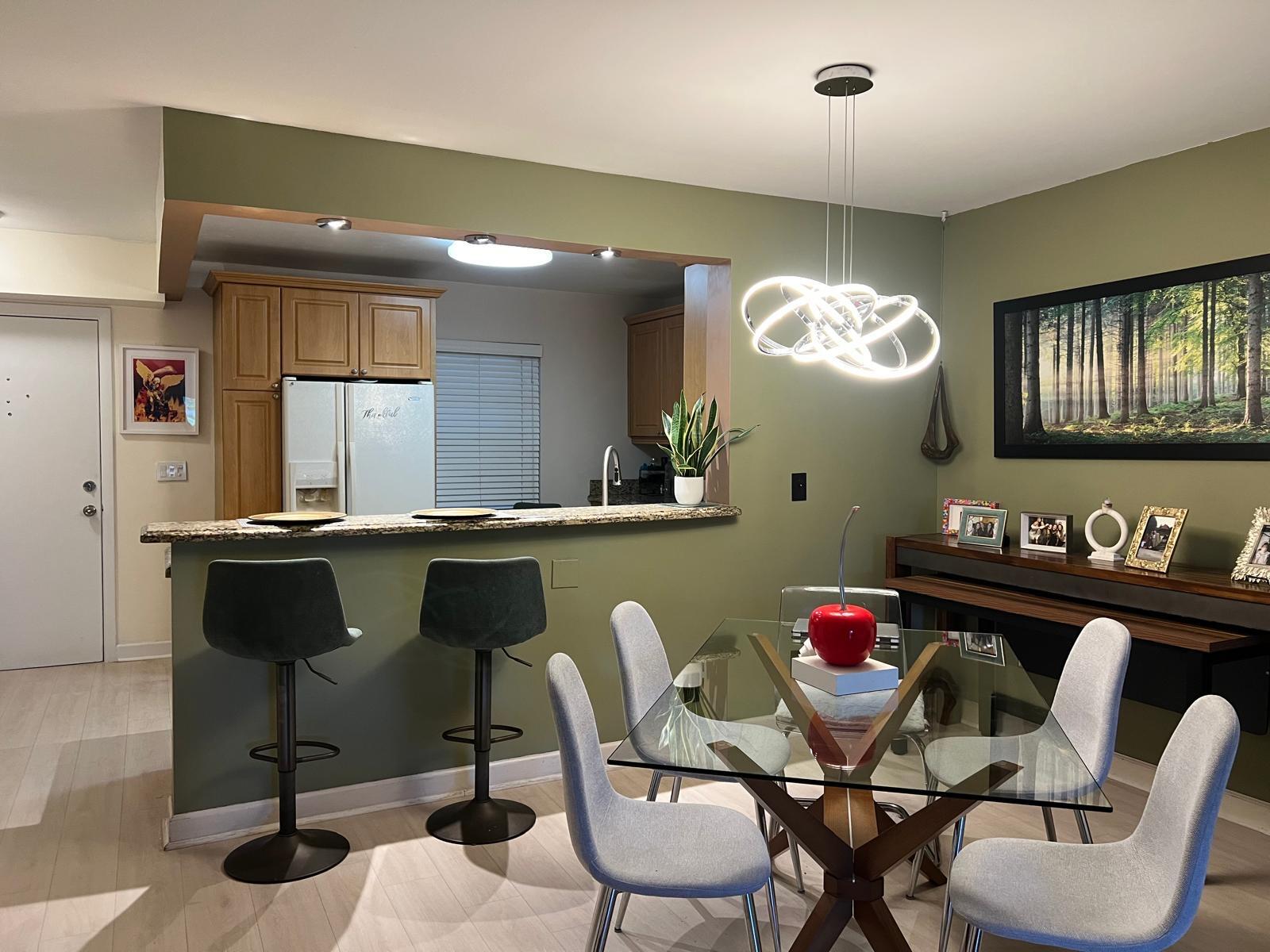 424 SE 10TH #104, Dania Beach FL 33004