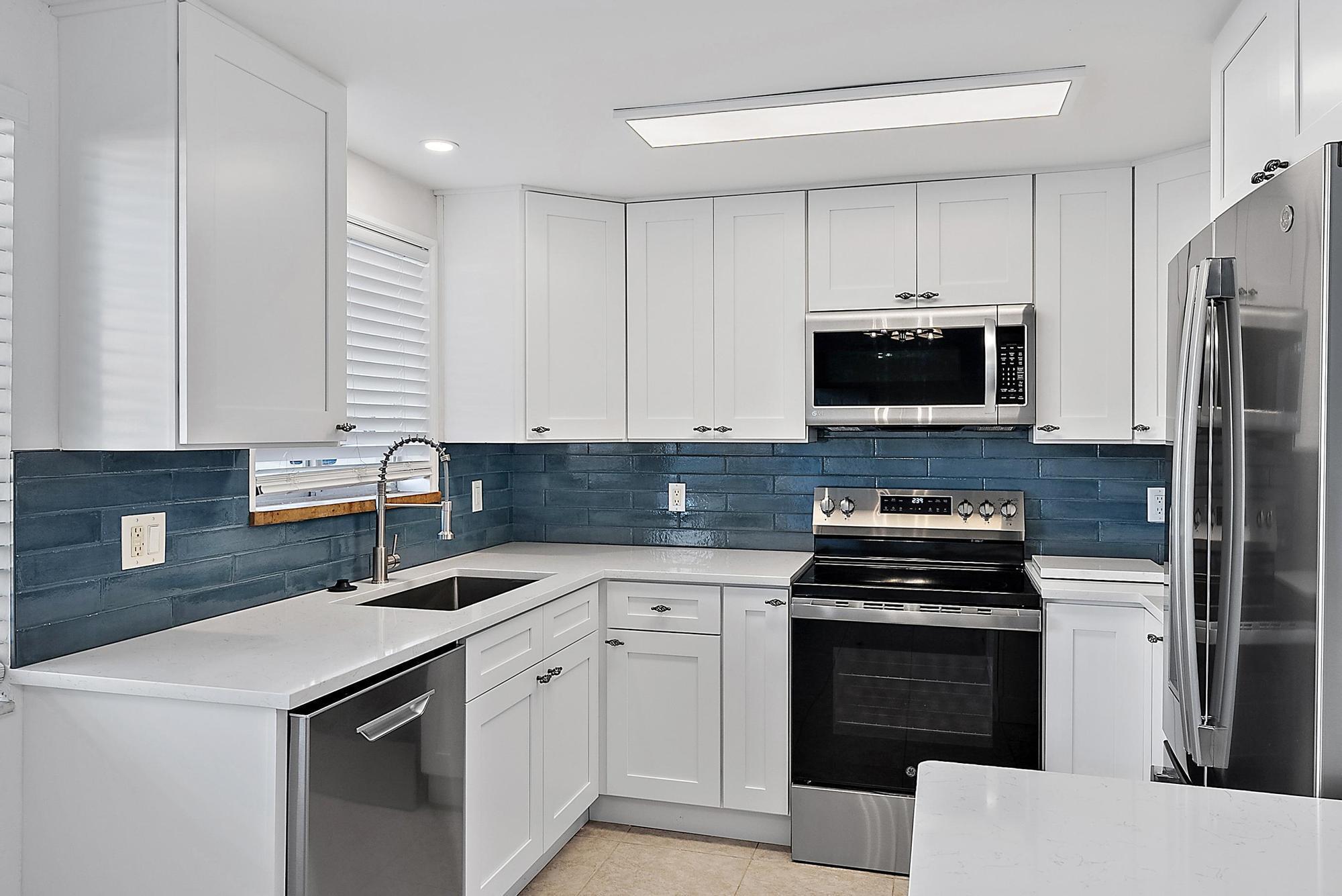 316 Southwind #Apt 107, North Palm Beach FL 33408