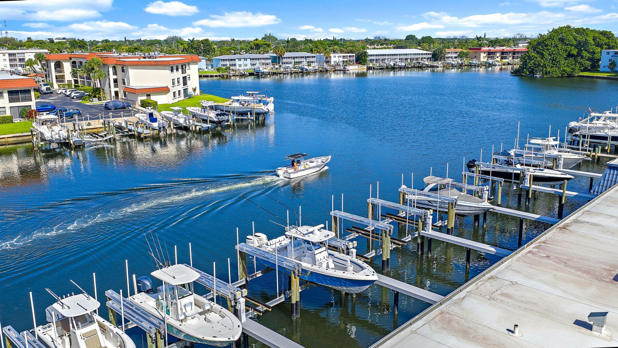 316 Southwind #Apt 107, North Palm Beach FL 33408