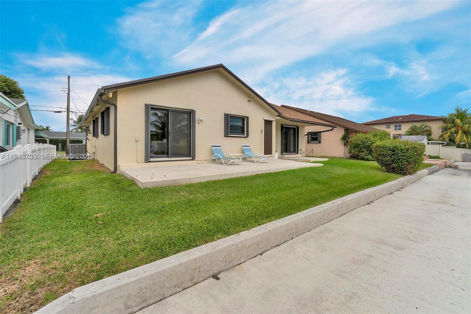 1406 NW 8TH, Dania Beach FL 33004