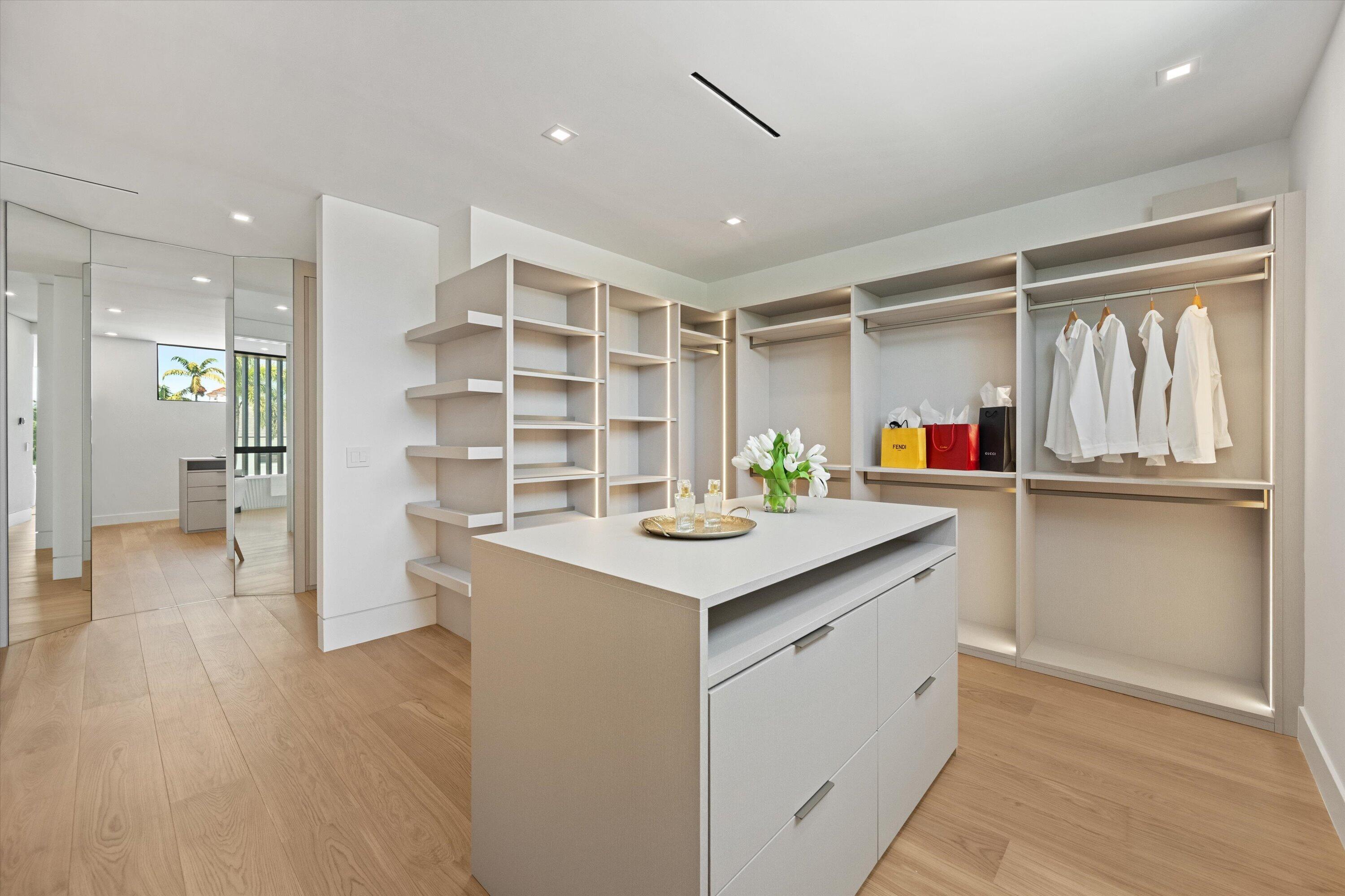 591 Golden Harbour, Boca Raton FL 33432