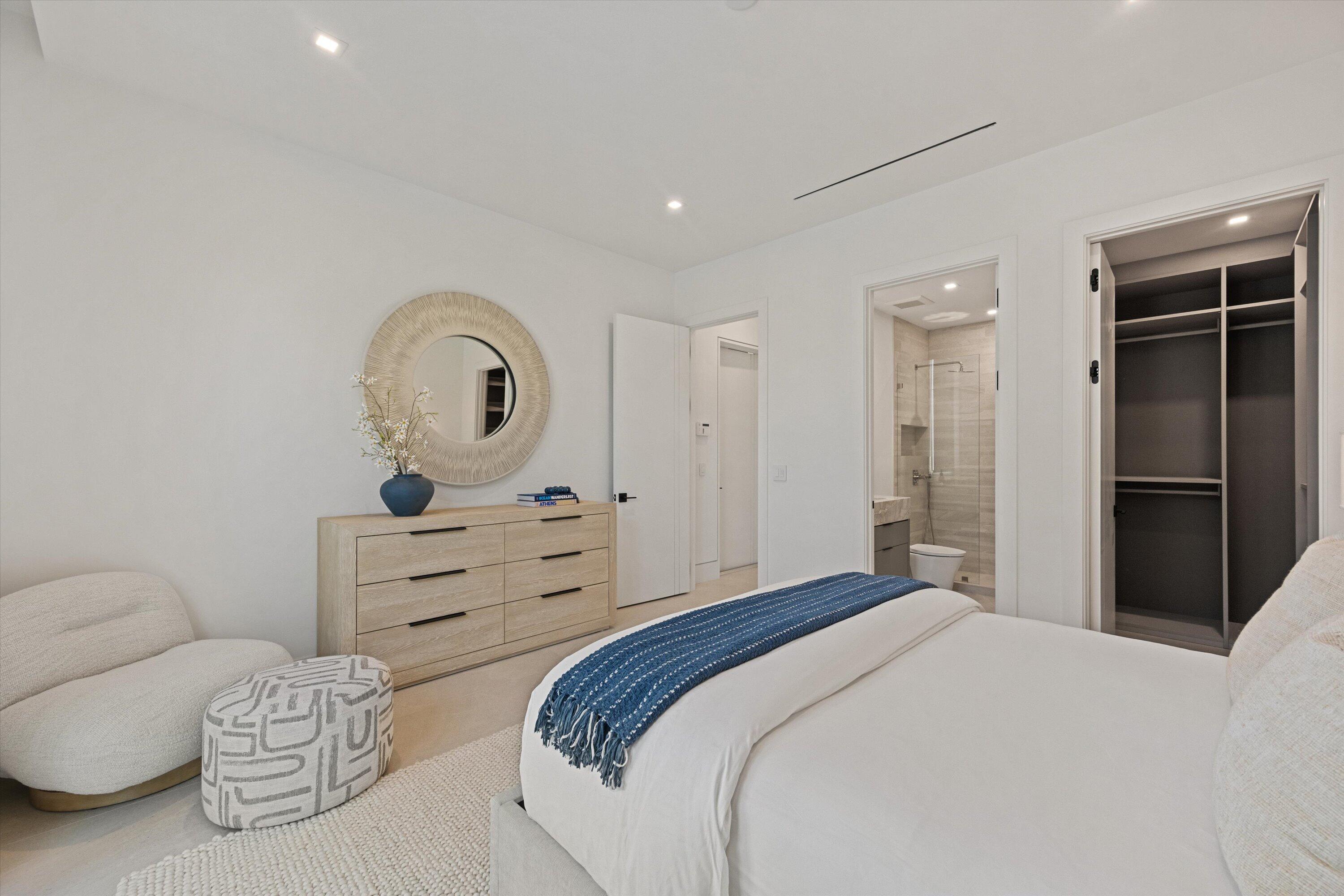 591 Golden Harbour, Boca Raton FL 33432