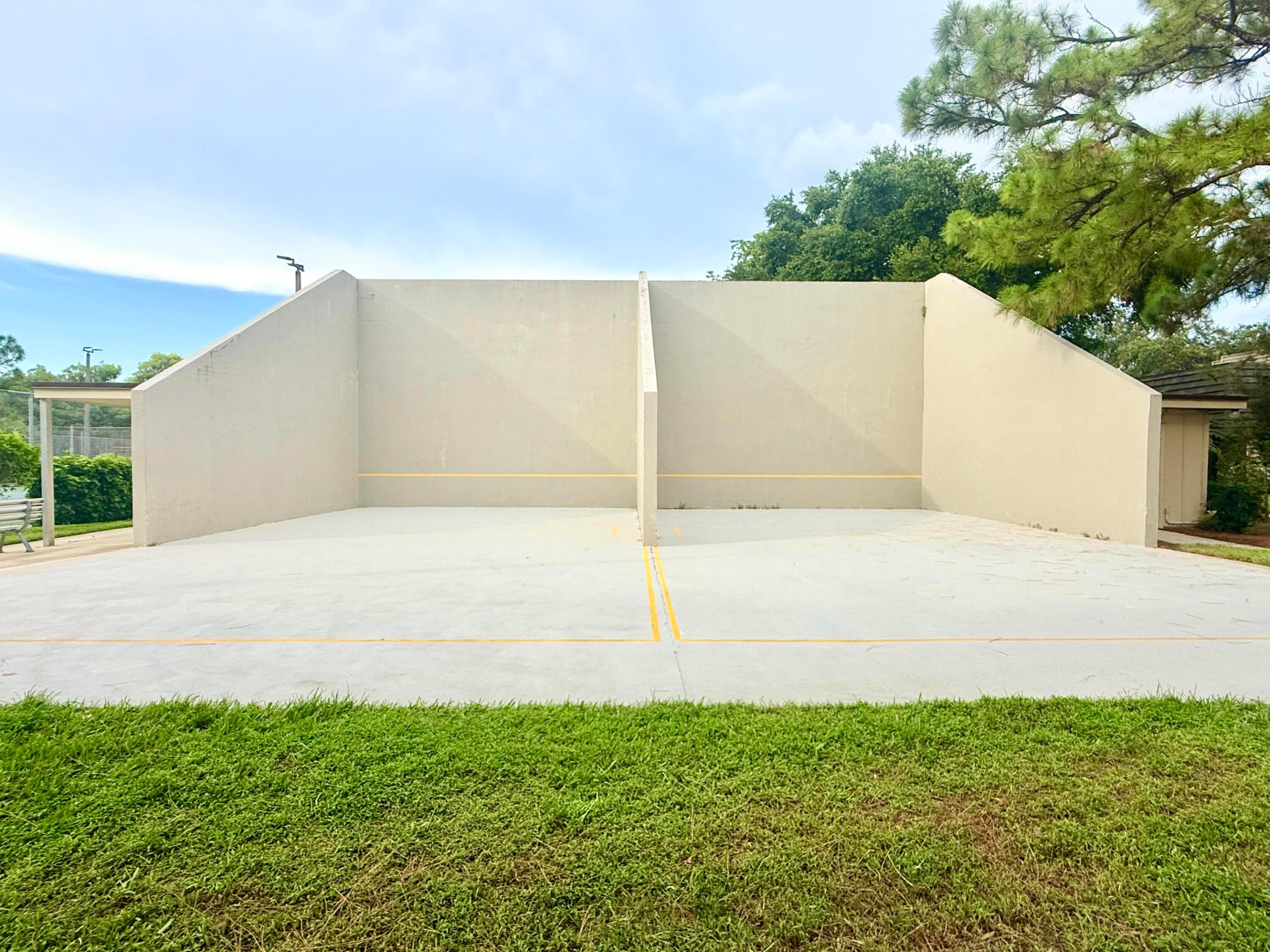 903 9TH, Palm Beach Gardens FL 33418