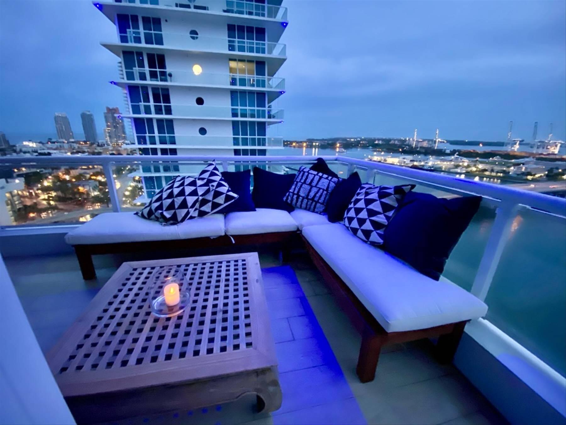 540 WEST #2011, Miami Beach FL 33139