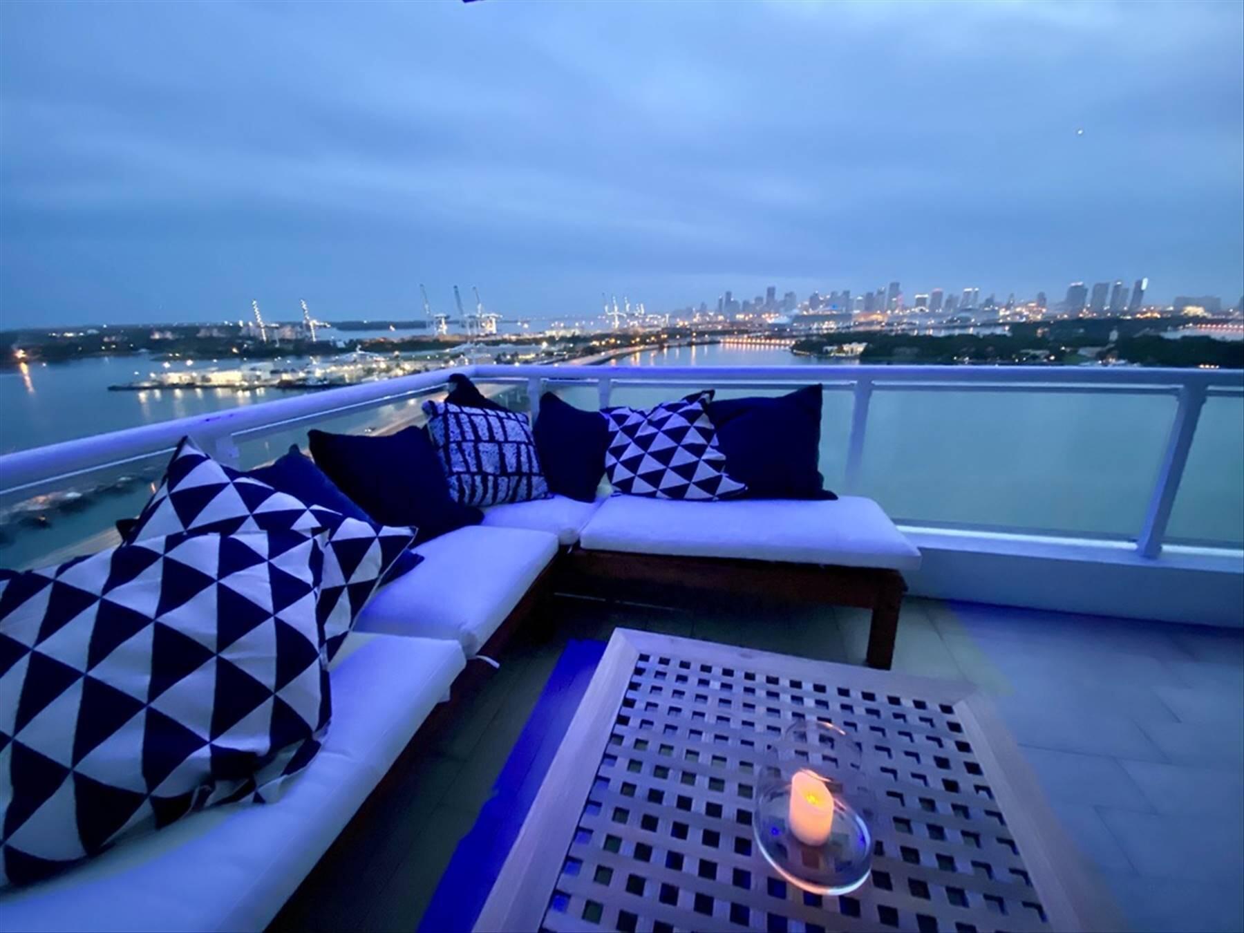 540 WEST #2011, Miami Beach FL 33139